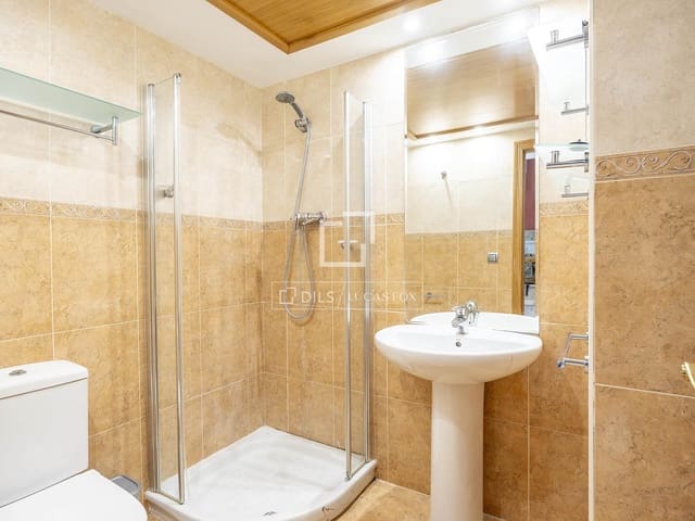 Apartamento de 4 habitaciones en Bétera en alquiler con garaje - 1.900 € (Ref: 9491850)