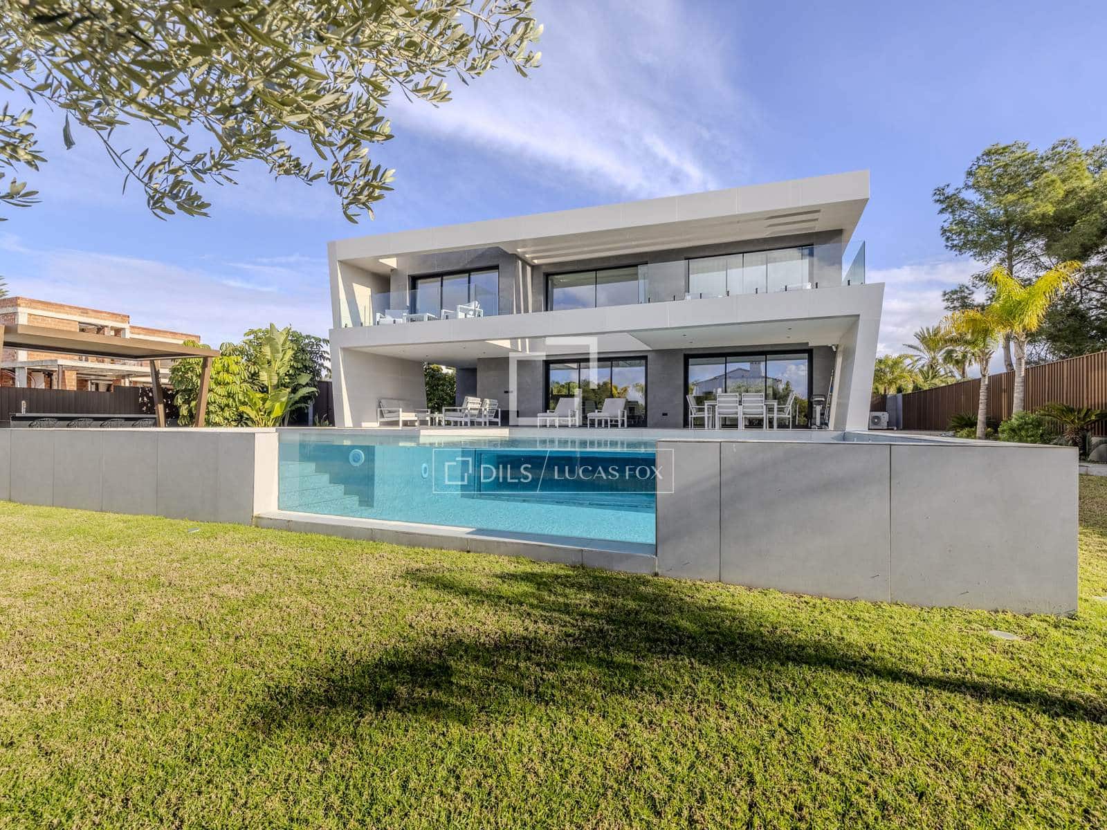 3 soveværelse Villa til salg i Javea / Xabia med swimmingpool garage - € 2.500.000 (Ref: 9492740)