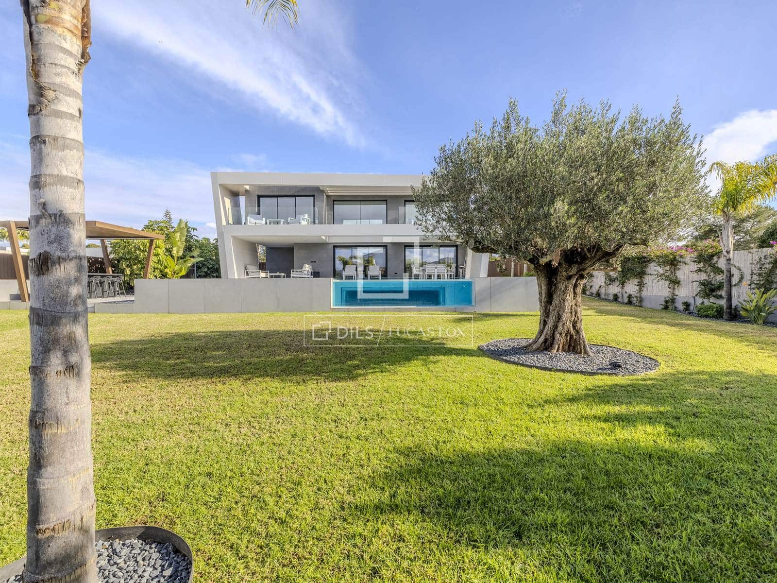 3 soveværelse Villa til salg i Javea / Xabia med swimmingpool garage - € 2.500.000 (Ref: 9492740)