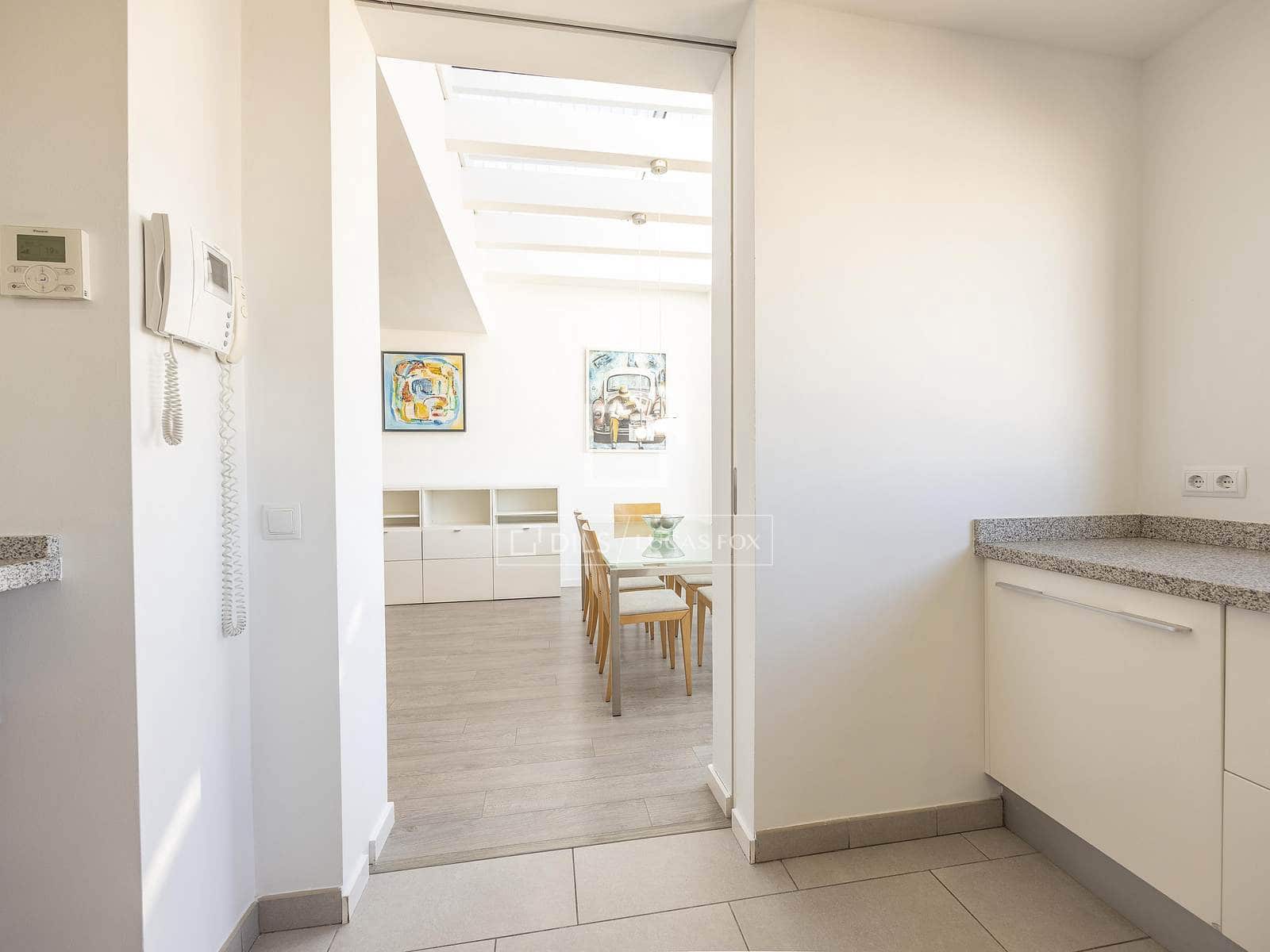 3 bedroom Apartment for rent in Valencia city with garage - € 3,100 (Ref: 9492741)