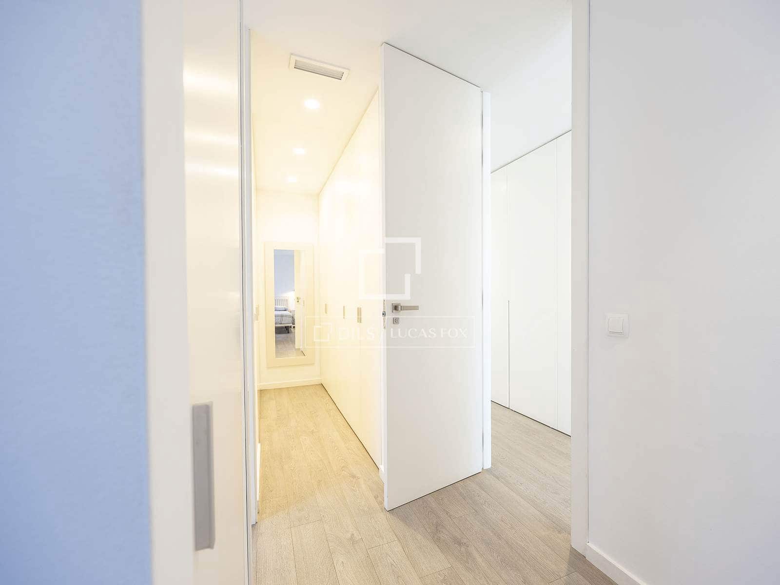 3 bedroom Apartment for rent in Valencia city with garage - € 3,100 (Ref: 9492741)