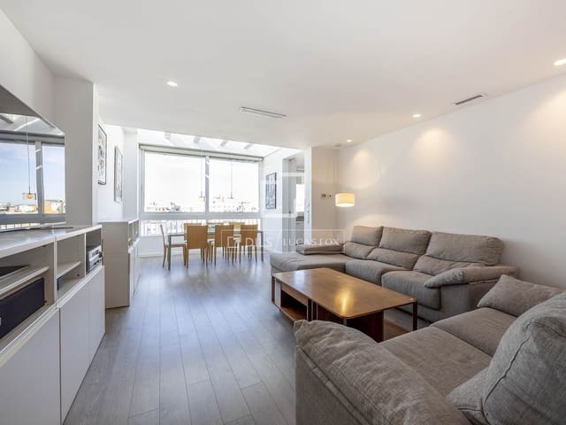 3 slaapkamer Appartement te huur in Valencia stad met garage - € 3.100 (Ref: 9492741)