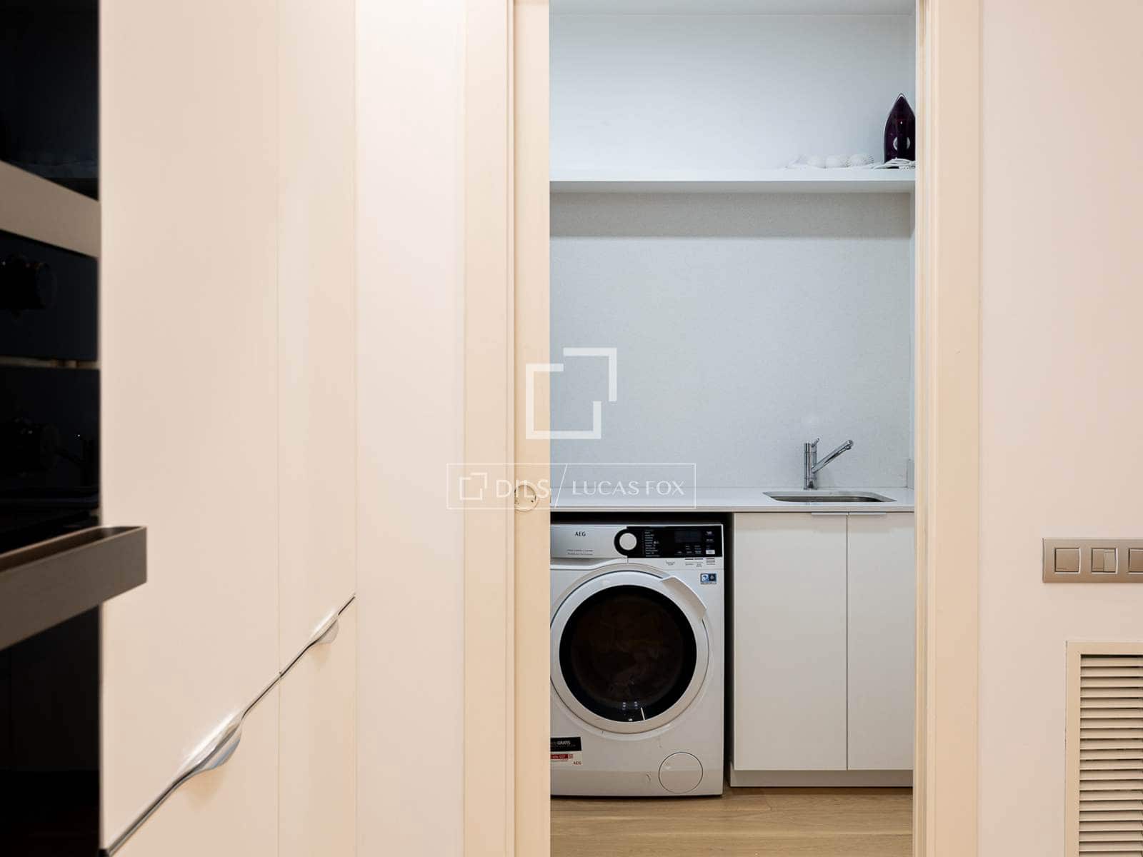 3 bedroom Apartment for rent in Barcelona city - € 3,900 (Ref: 9493921)