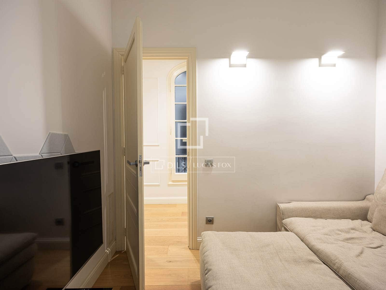 3 bedroom Apartment for rent in Barcelona city - € 3,900 (Ref: 9493921)