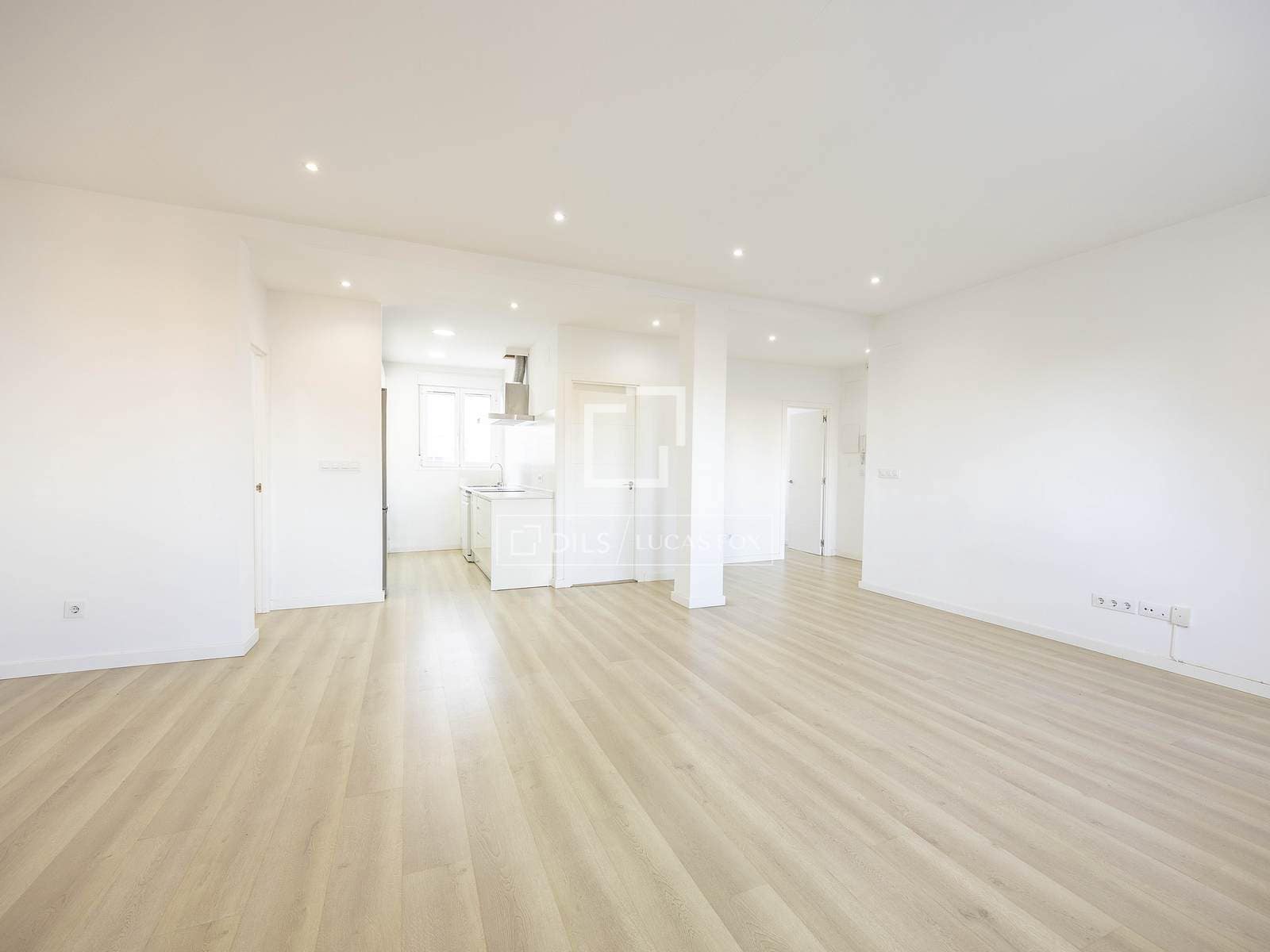 3 makuuhuone Huoneisto vuokrattavana paikassa Valencia kaupunki - 1 800 € (Ref: 9495140)