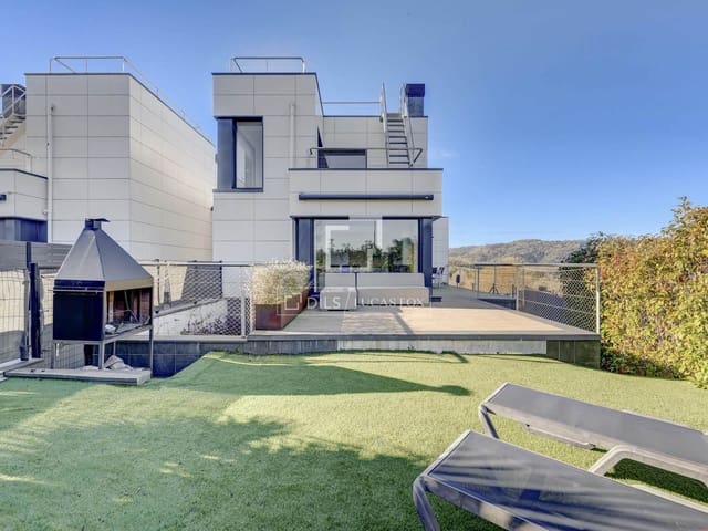 3 chambre Villa/Maison à vendre à Donostia-San Sebastián avec piscine garage - 1 395 000 € (Ref: 9495532)