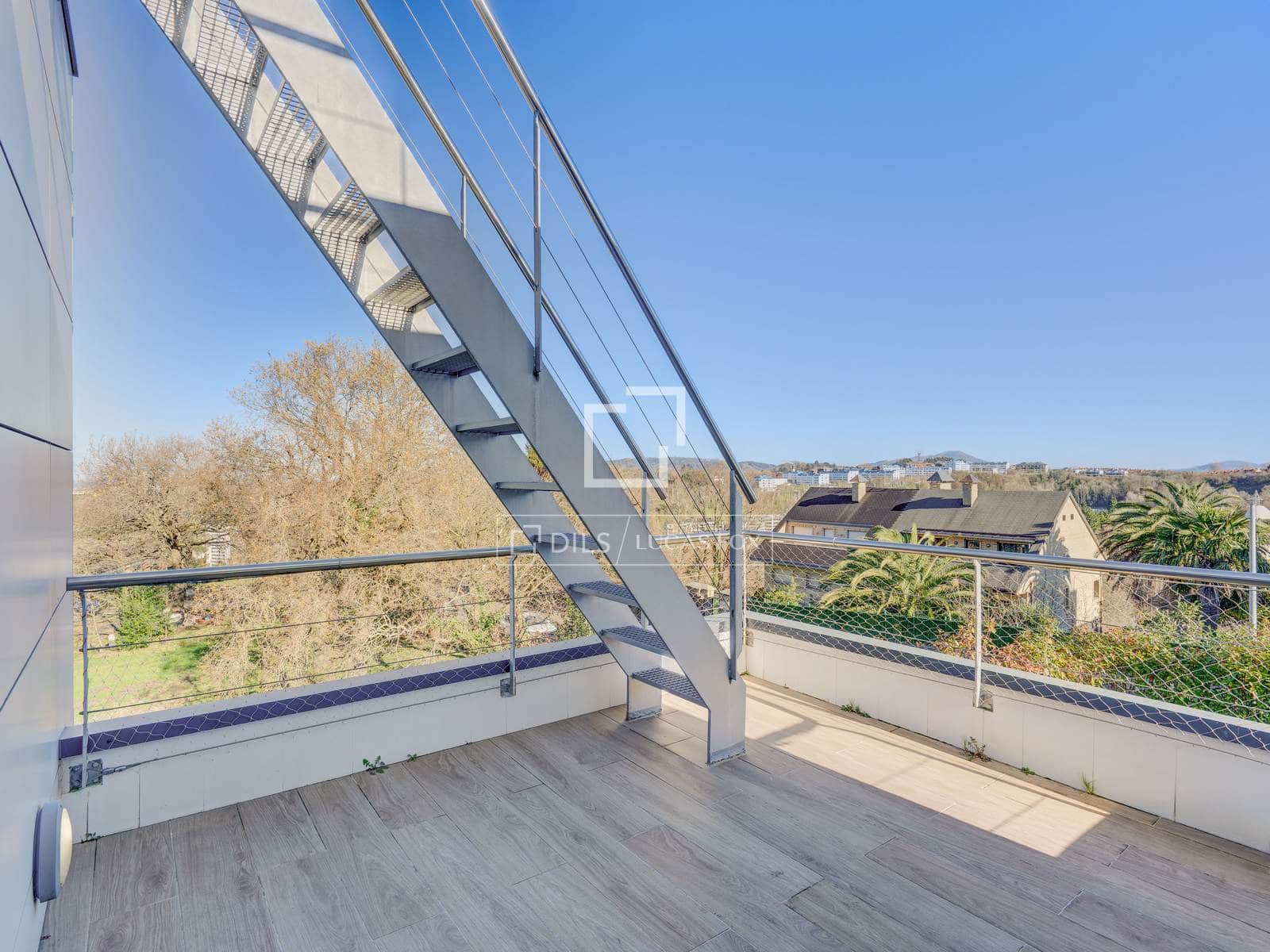 3 chambre Villa/Maison à vendre à Donostia-San Sebastian avec piscine garage - 1 395 000 € (Ref: 9495532)