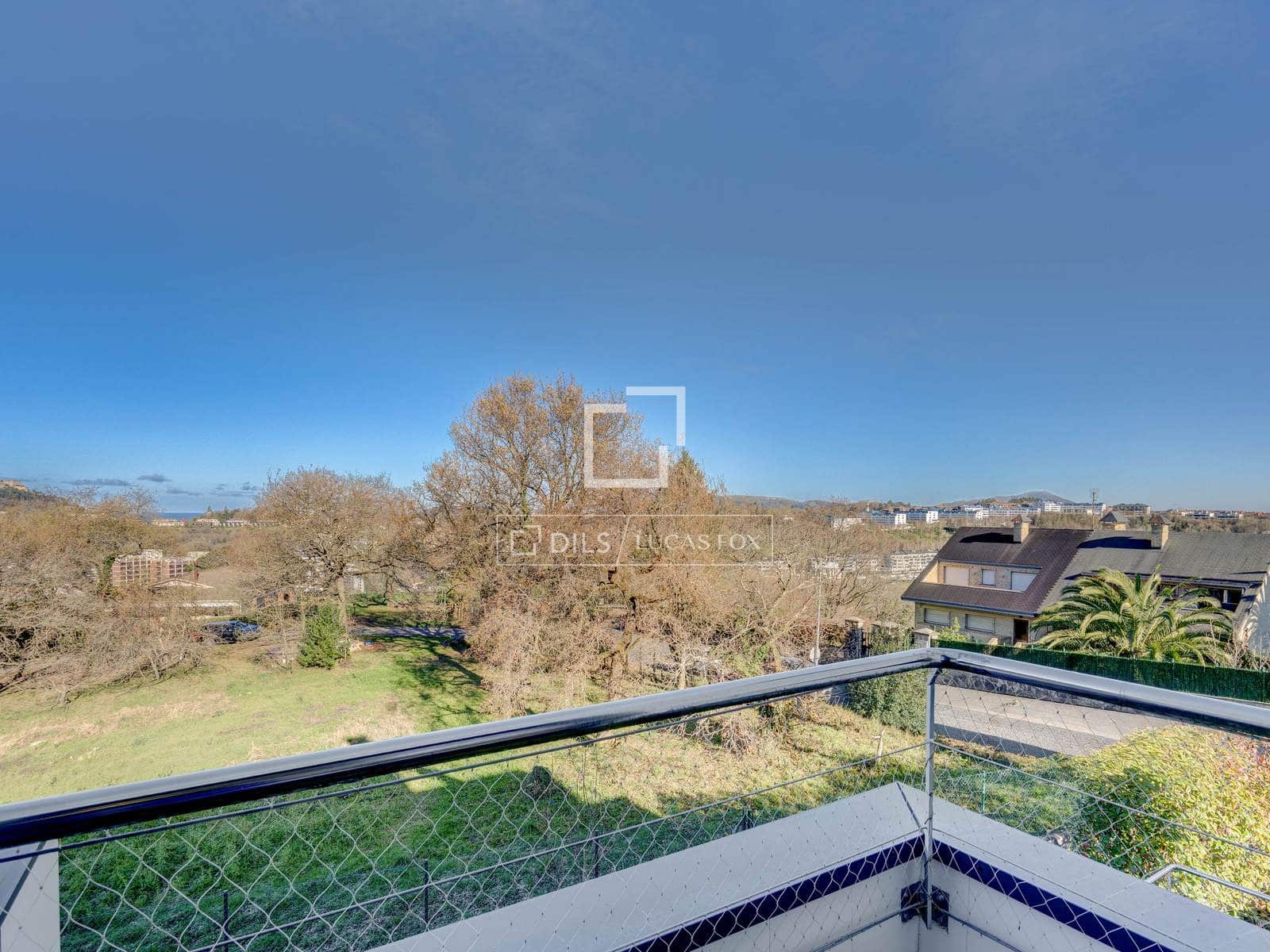 3 chambre Villa/Maison à vendre à Donostia-San Sebastian avec piscine garage - 1 395 000 € (Ref: 9495532)