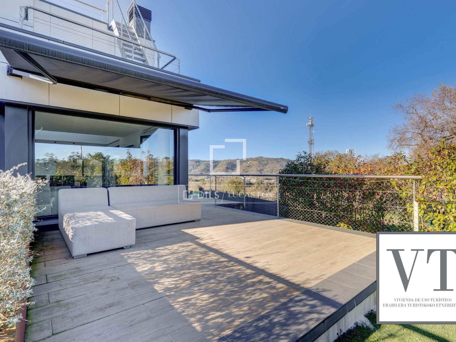 3 sypialnia Willa na sprzedaż w Donostia-San Sebastian z basenem garażem - 1 395 000 € (Ref: 9495532)