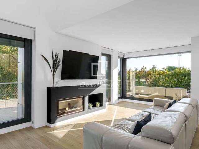 3 soveværelse Villa til salg i Donostia-San Sebastián med swimmingpool garage - € 1.290.000 (Ref: 9495532)