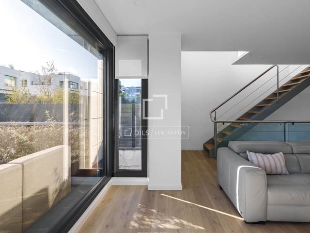 3 soveværelse Villa til salg i Donostia-San Sebastián med swimmingpool garage - € 1.290.000 (Ref: 9495532)