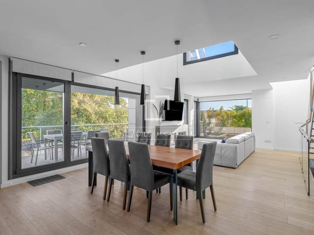 3 soveværelse Villa til salg i Donostia-San Sebastián med swimmingpool garage - € 1.290.000 (Ref: 9495532)