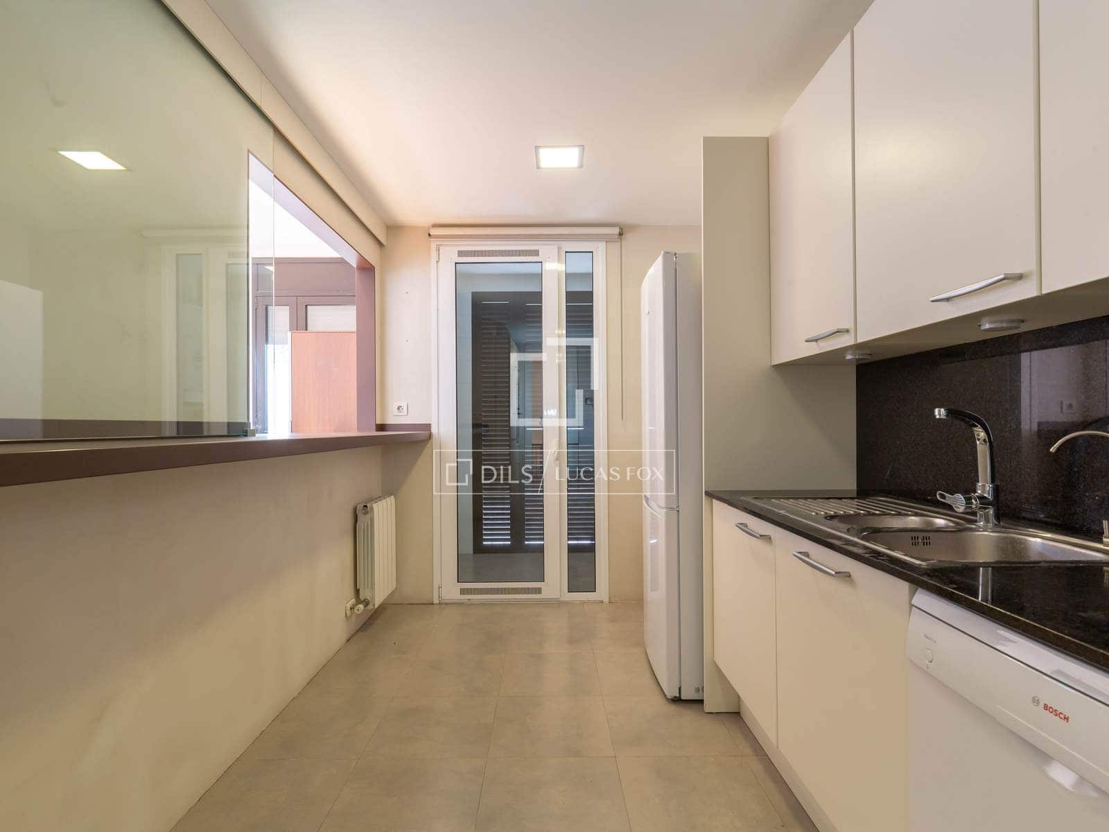 3 bedroom Apartment for sale in Sant Just Desvern with garage - € 990,000 (Ref: 9495534)