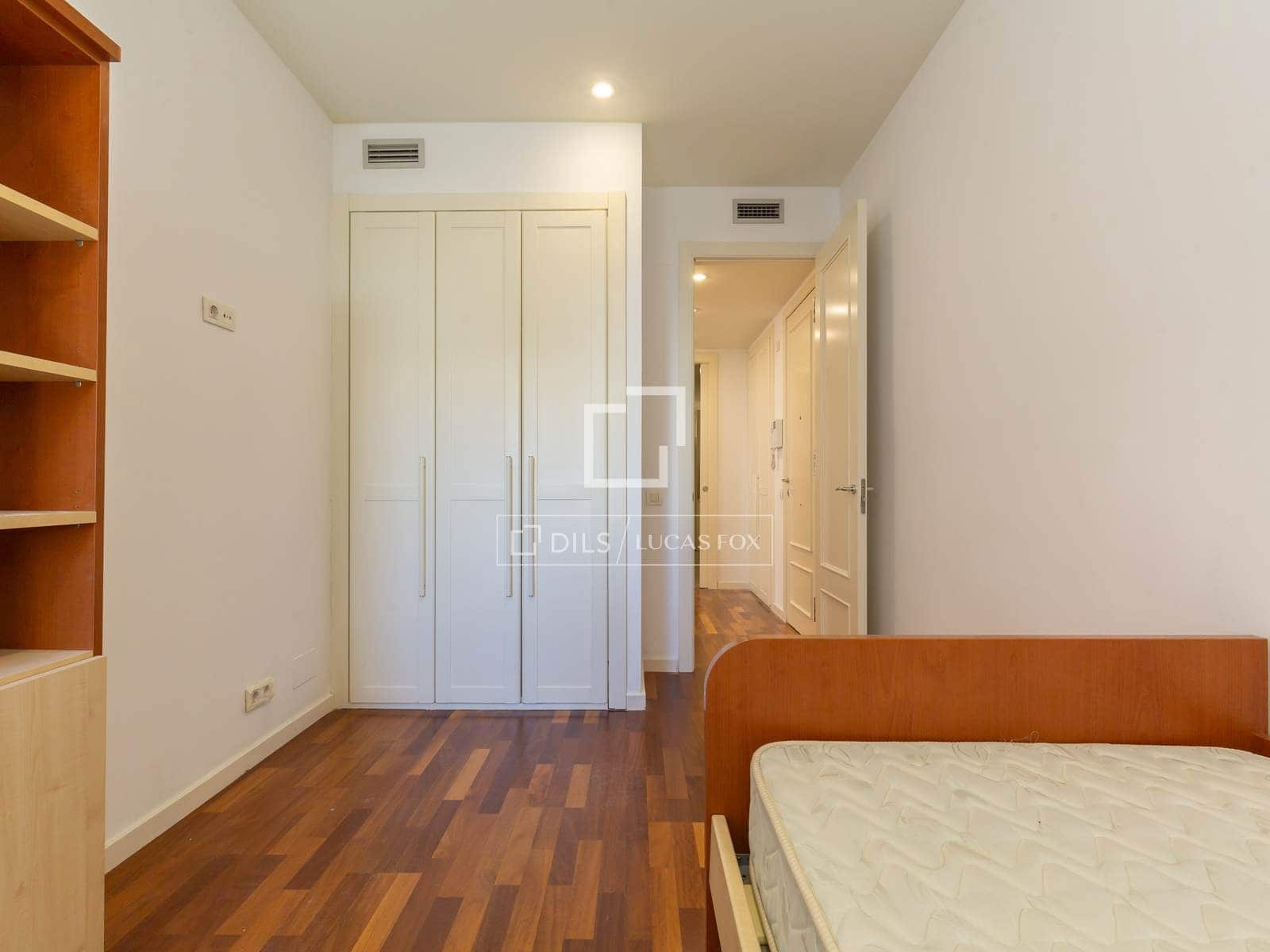 3 bedroom Apartment for sale in Sant Just Desvern with garage - € 990,000 (Ref: 9495534)