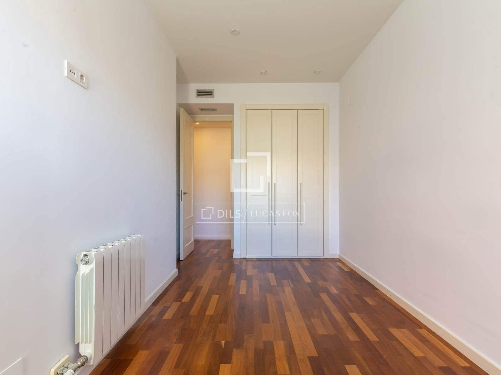 3 bedroom Apartment for sale in Sant Just Desvern with garage - € 990,000 (Ref: 9495534)