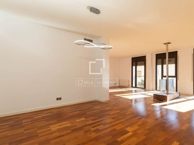 3 bedroom Apartment for sale in Sant Just Desvern with garage - € 990,000 (Ref: 9495534)