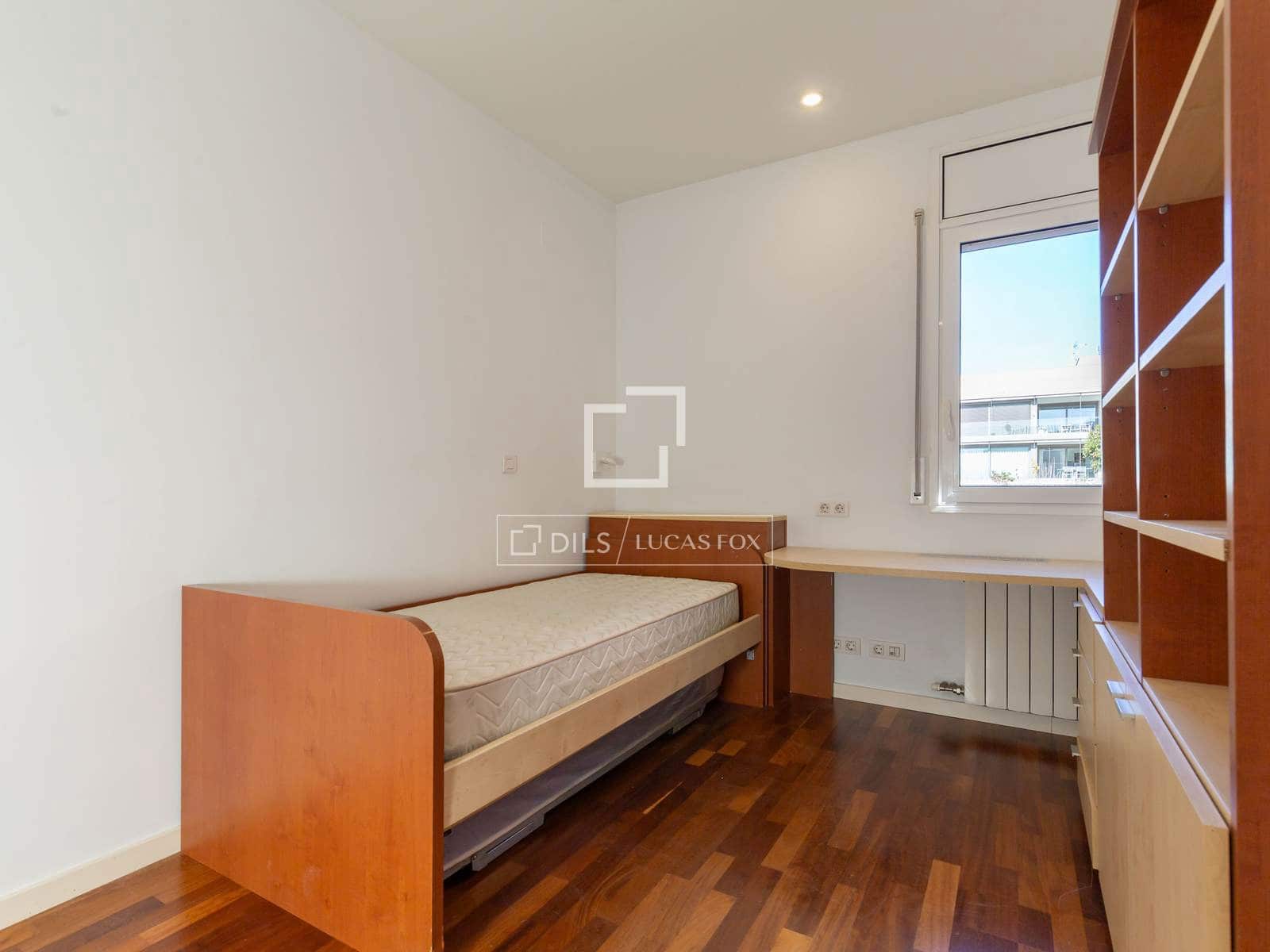 3 bedroom Apartment for sale in Sant Just Desvern with garage - € 990,000 (Ref: 9495534)