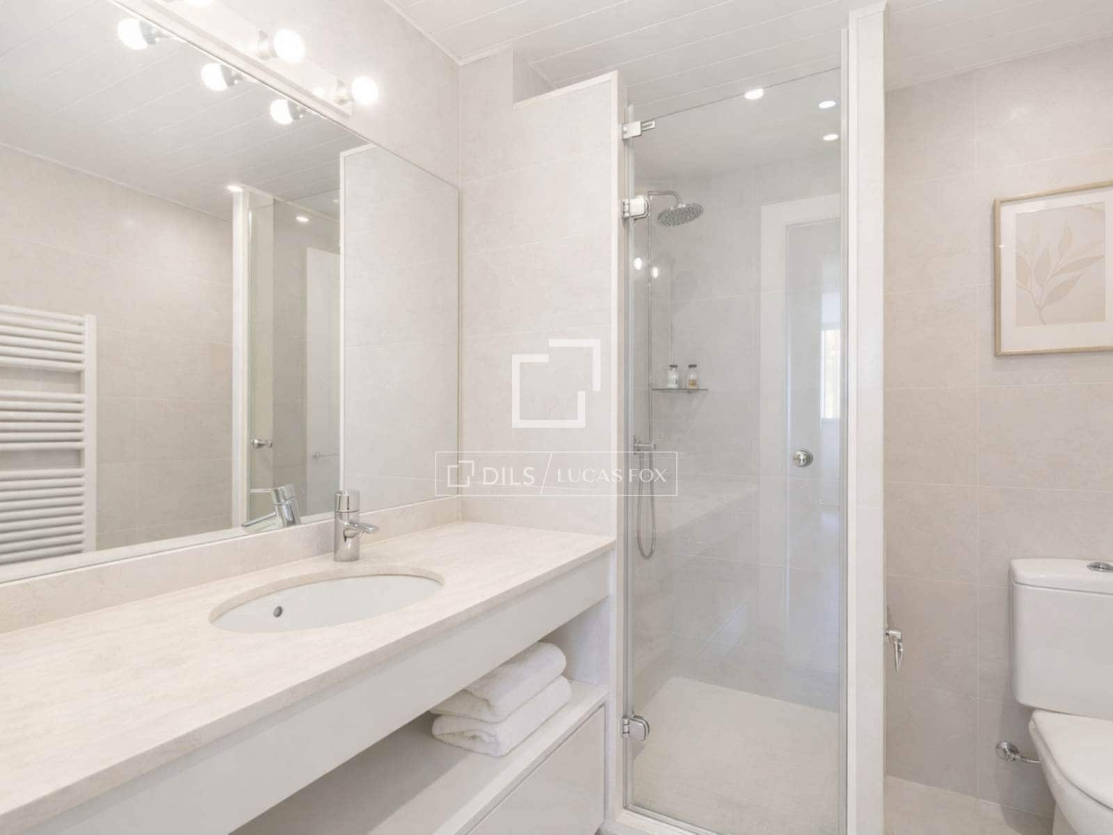 Apartamento de 3 habitaciones en Sant Just Desvern en venta con garaje - 990.000 € (Ref: 9495534)