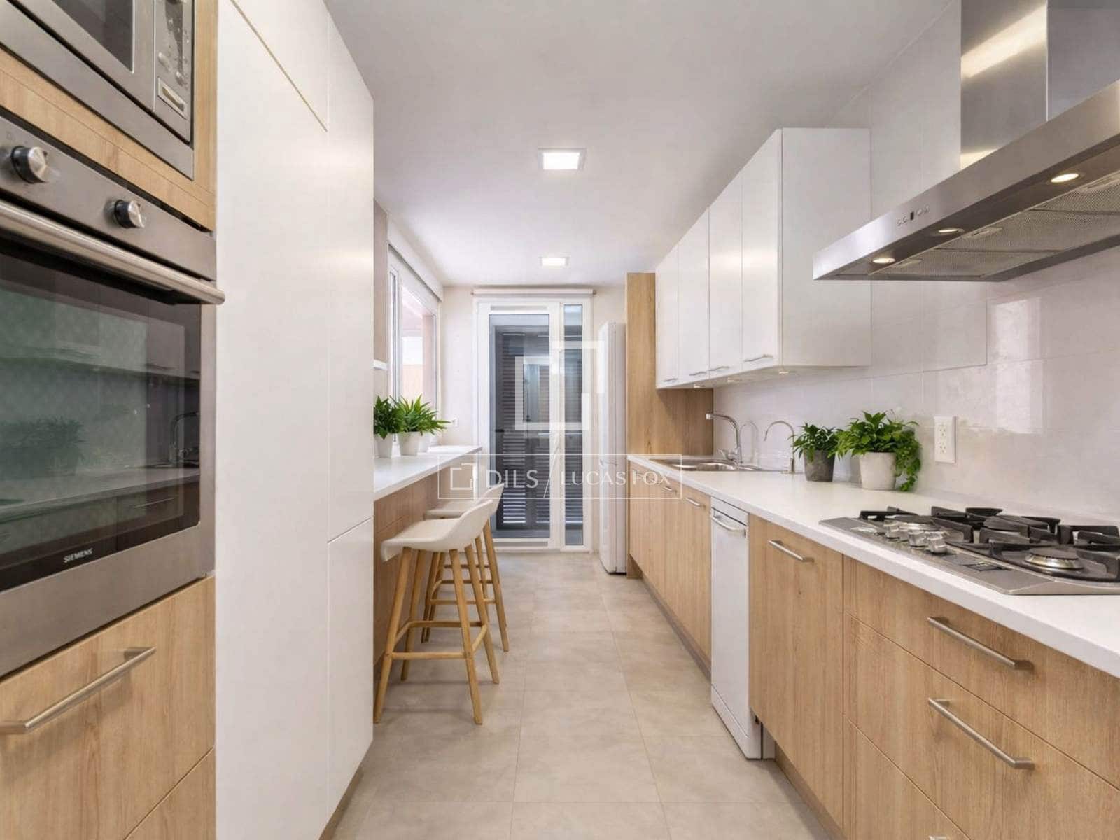 Apartamento de 3 habitaciones en Sant Just Desvern en venta con garaje - 990.000 € (Ref: 9495534)