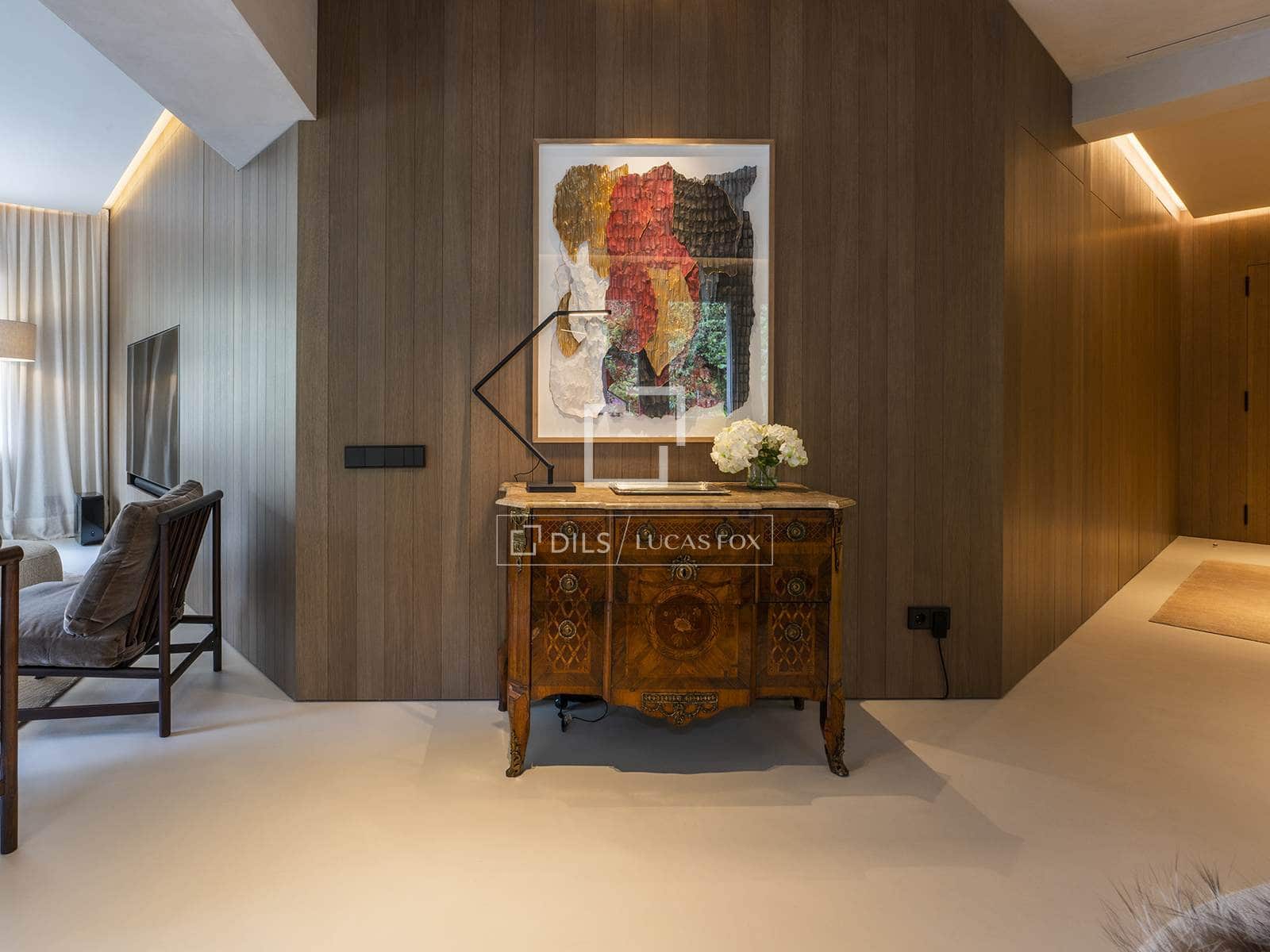 1 bedroom Apartment for sale in Barcelona city - € 2,200,000 (Ref: 9496457)