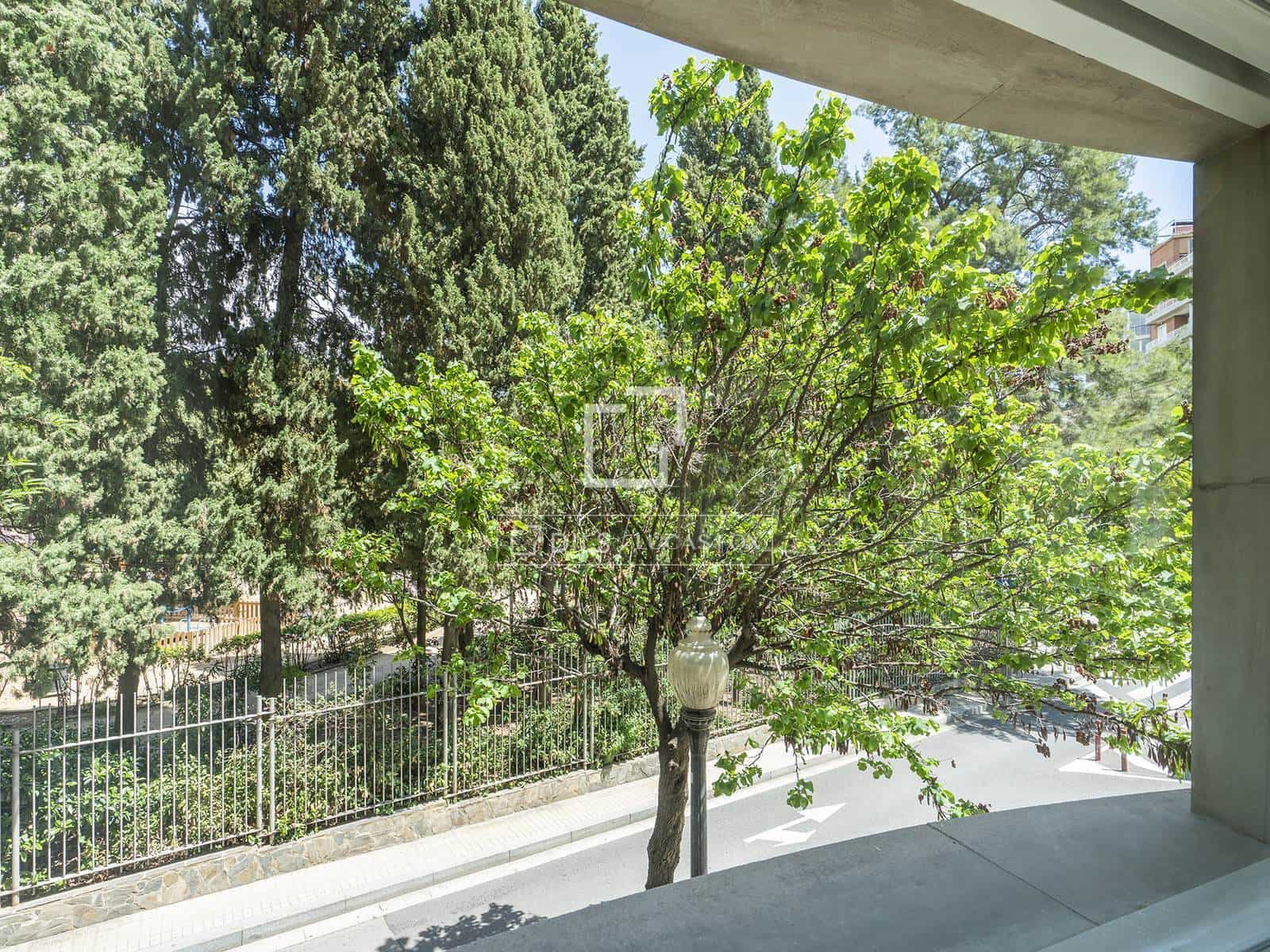 1 bedroom Apartment for sale in Barcelona city - € 2,200,000 (Ref: 9496457)