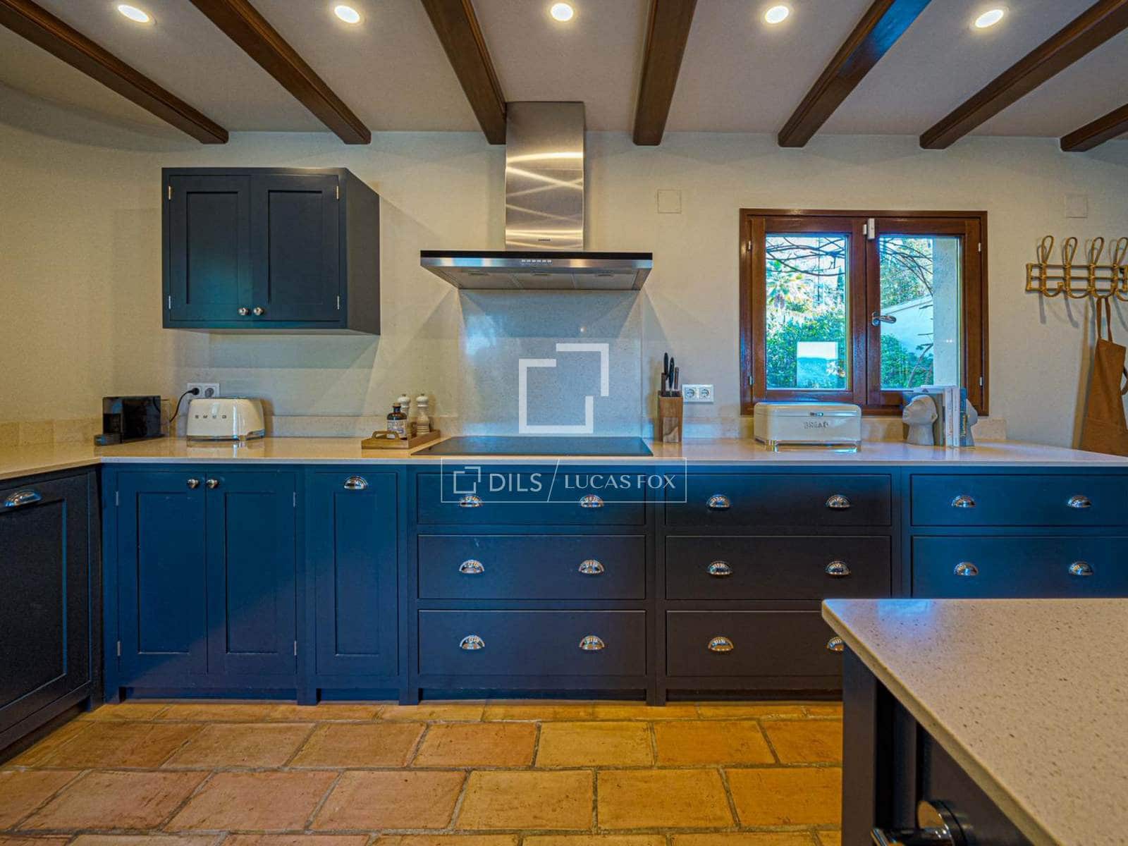 5 soveværelse Villa til salg i Javea / Xabia med swimmingpool garage - € 1.395.000 (Ref: 9496459)