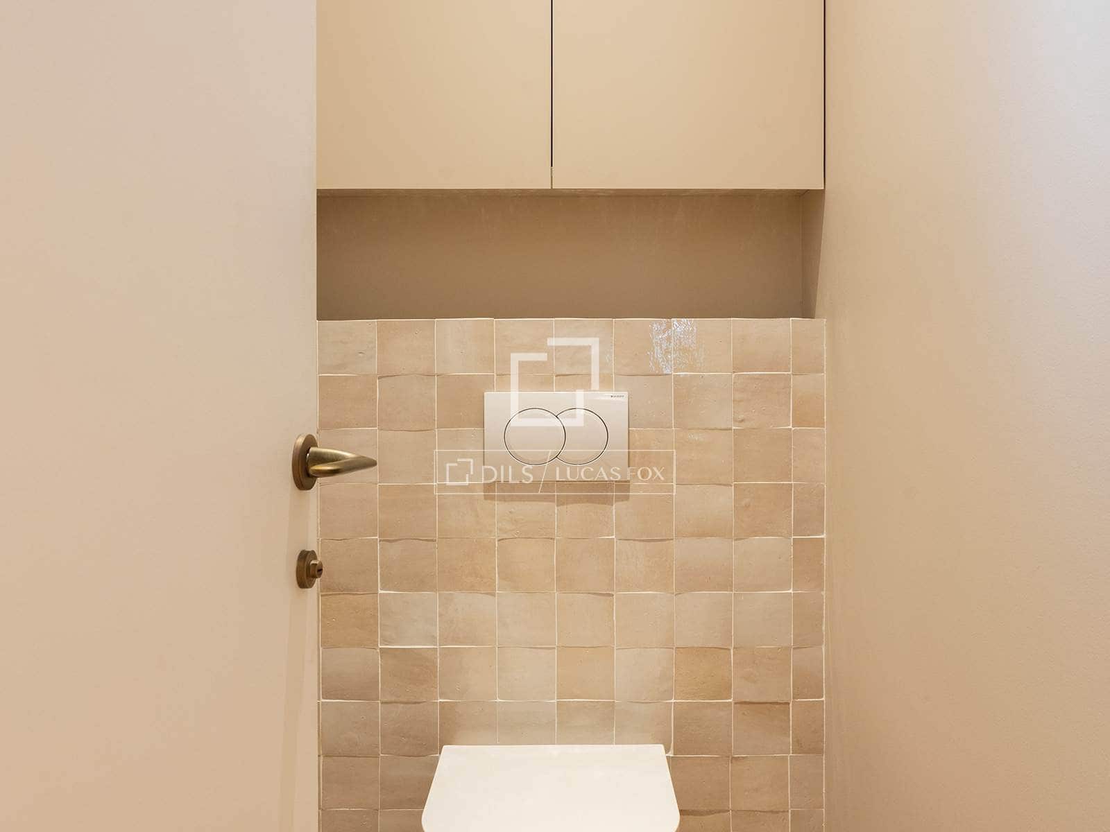 3 bedroom Apartment for sale in Barcelona city - € 1,245,000 (Ref: 9496556)