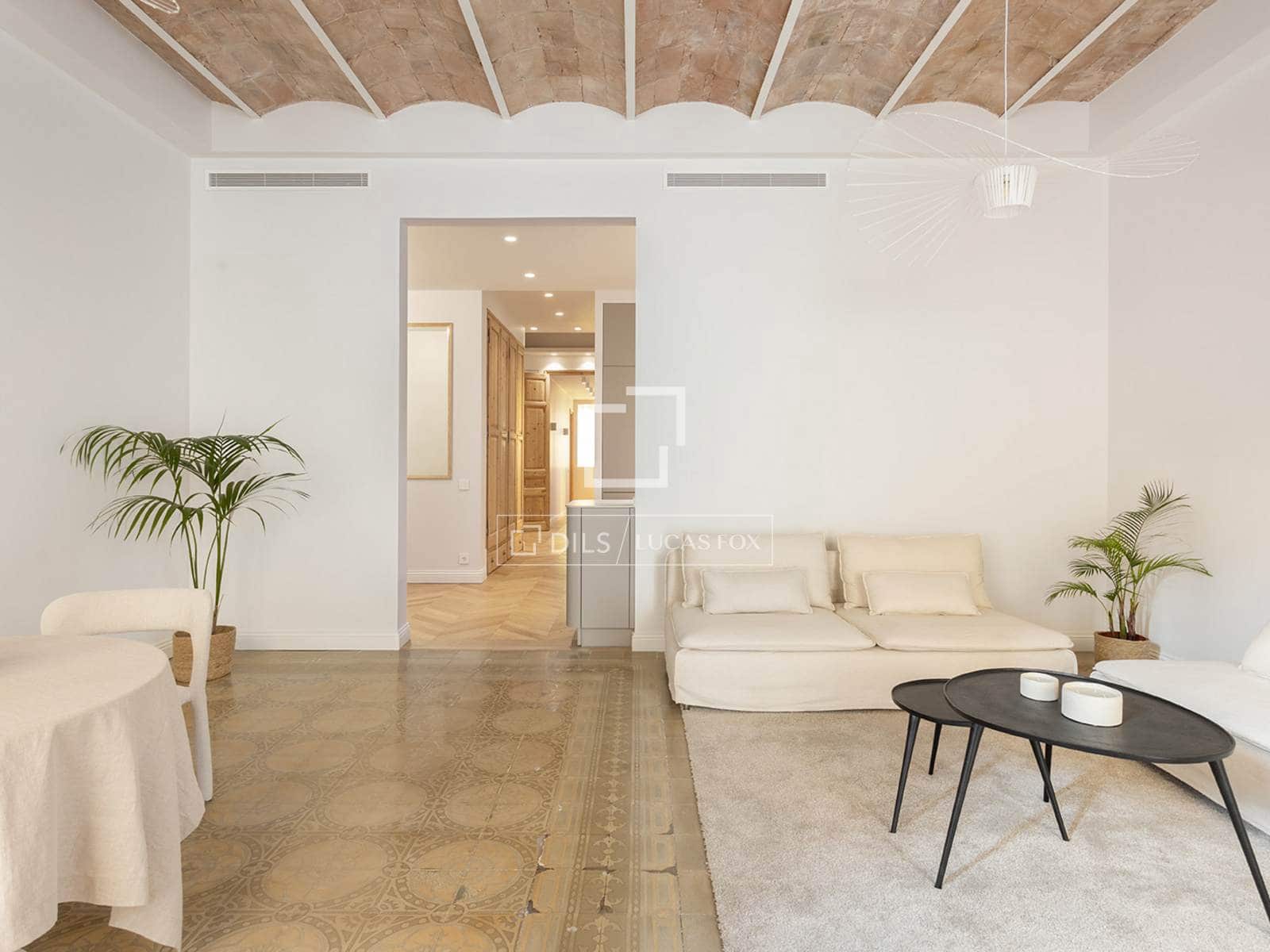 3 bedroom Apartment for sale in Barcelona city - € 1,245,000 (Ref: 9496556)