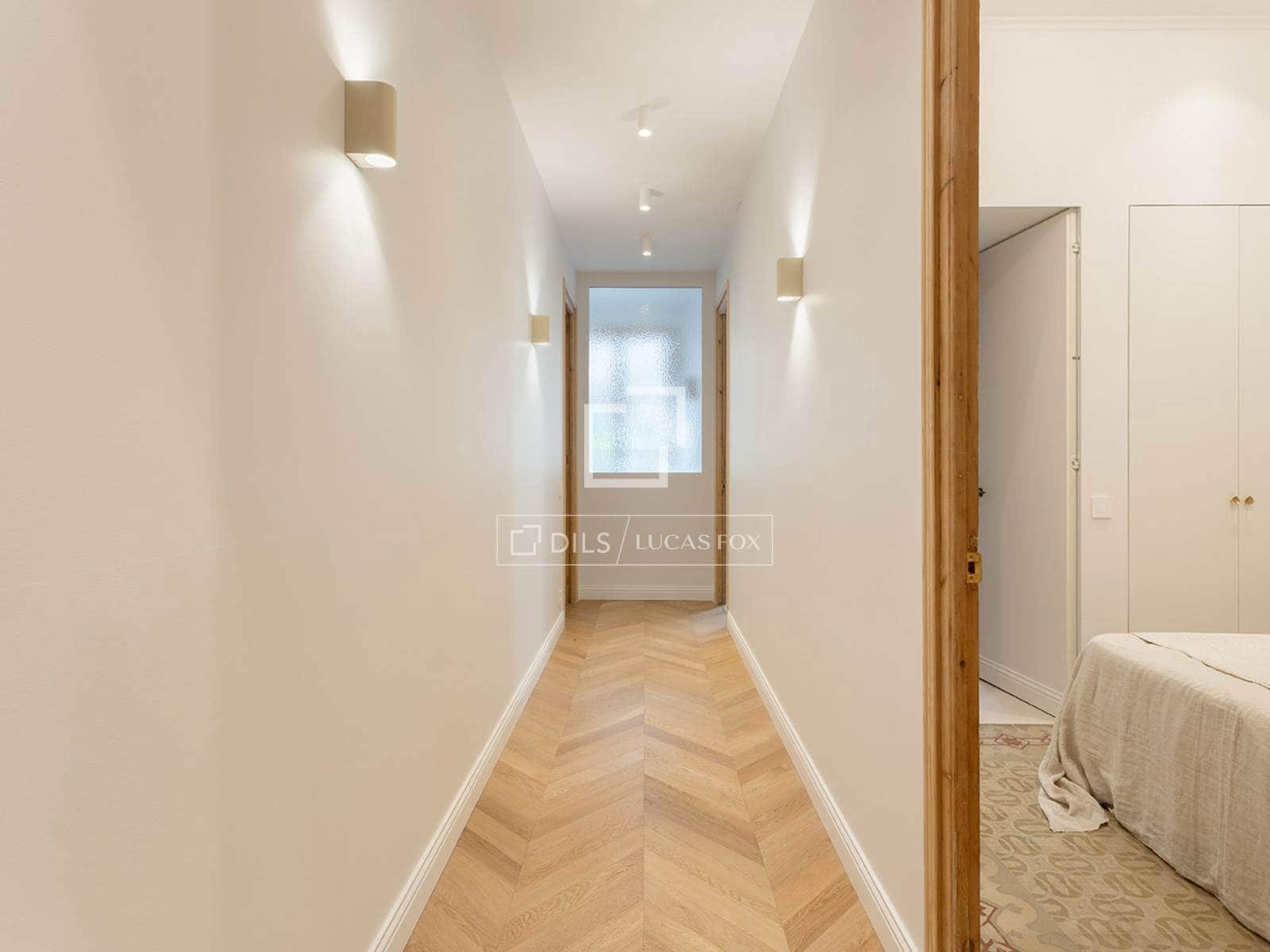 3 bedroom Apartment for sale in Barcelona city - € 1,245,000 (Ref: 9496556)