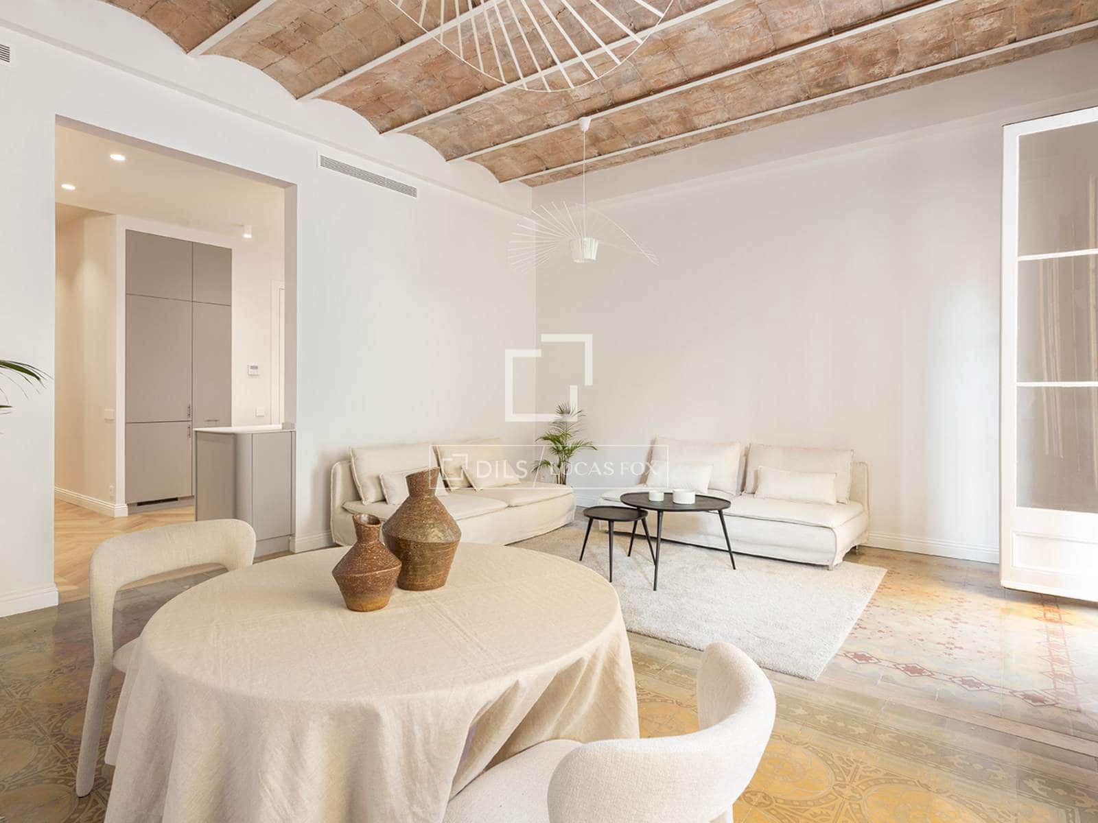 3 bedroom Apartment for sale in Barcelona city - € 1,245,000 (Ref: 9496556)
