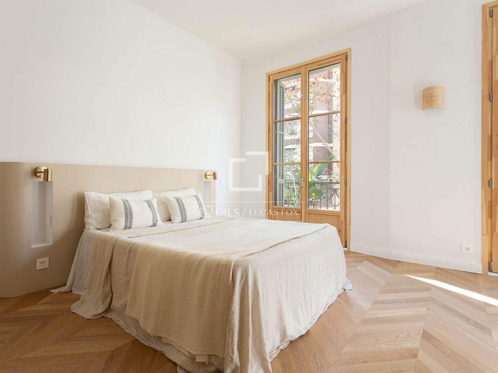 3 bedroom Apartment for sale in Barcelona city - € 1,245,000 (Ref: 9496556)