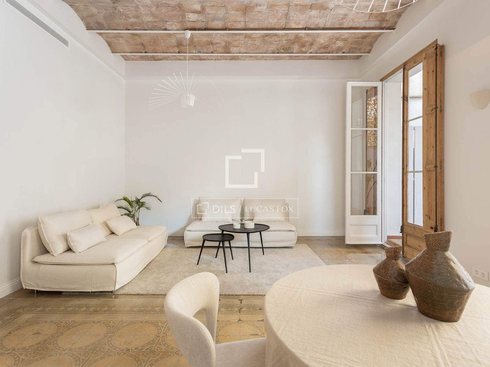 3 bedroom Apartment for sale in Barcelona city - € 1,245,000 (Ref: 9496556)