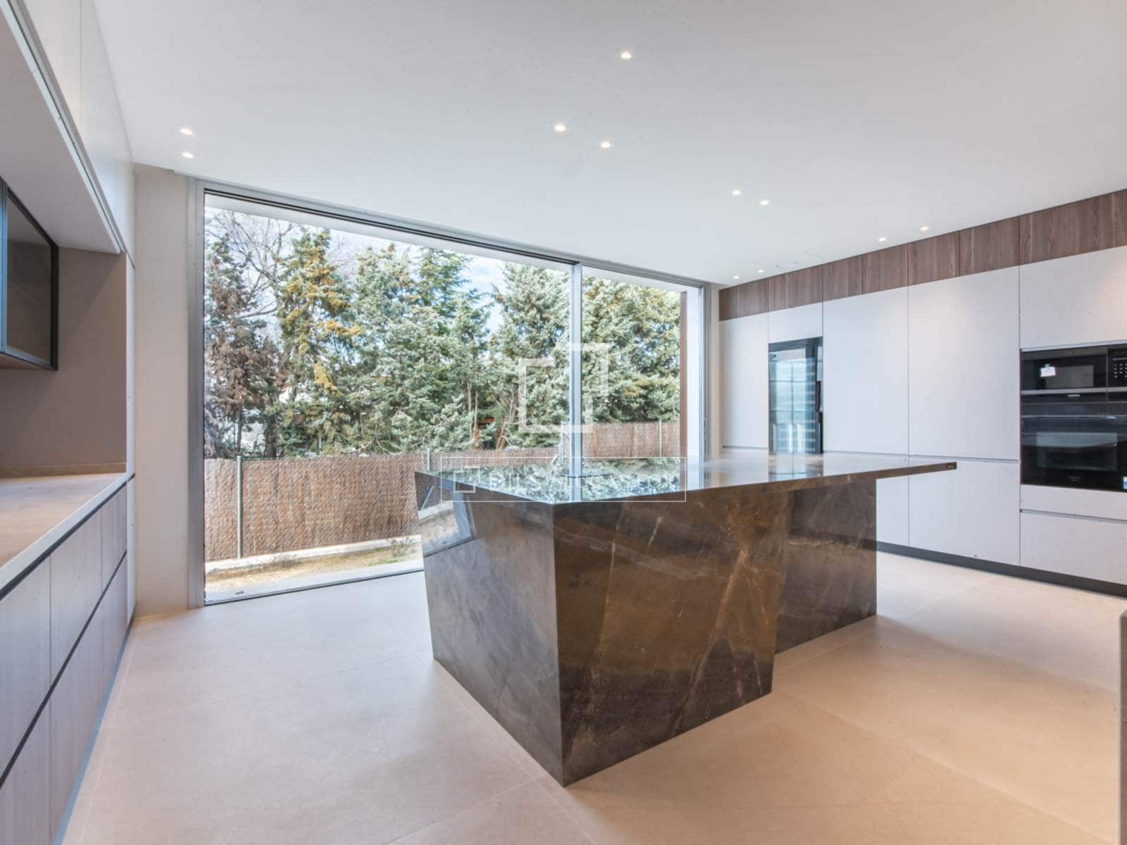 6 quarto Moradia para venda em Boadilla del Monte com piscina garagem - 3 790 000 € (Ref: 9499548)