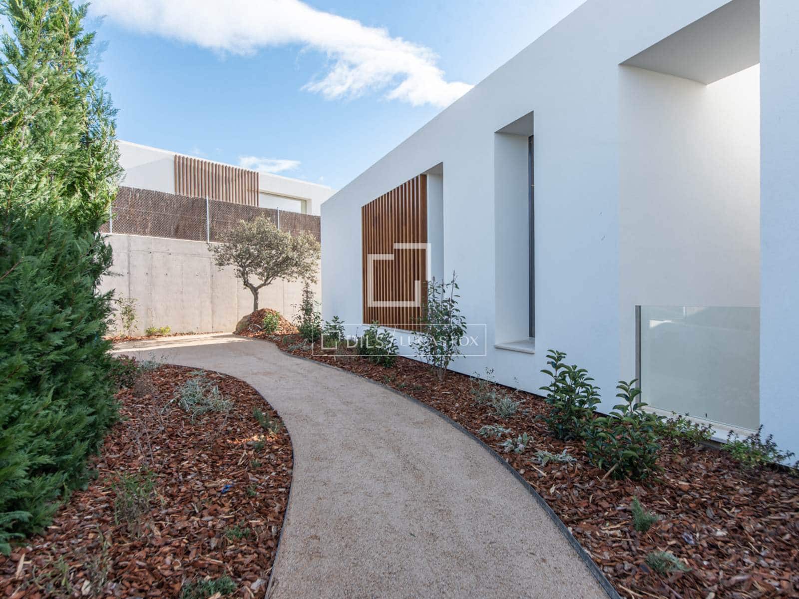 6 quarto Moradia para venda em Boadilla del Monte com piscina garagem - 3 790 000 € (Ref: 9499548)