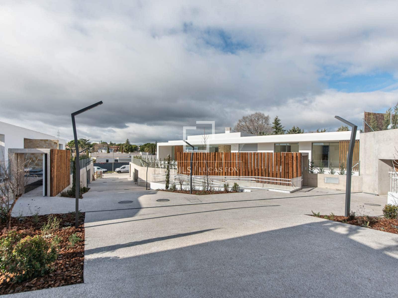 6 quarto Moradia para venda em Boadilla del Monte com piscina garagem - 3 790 000 € (Ref: 9499548)