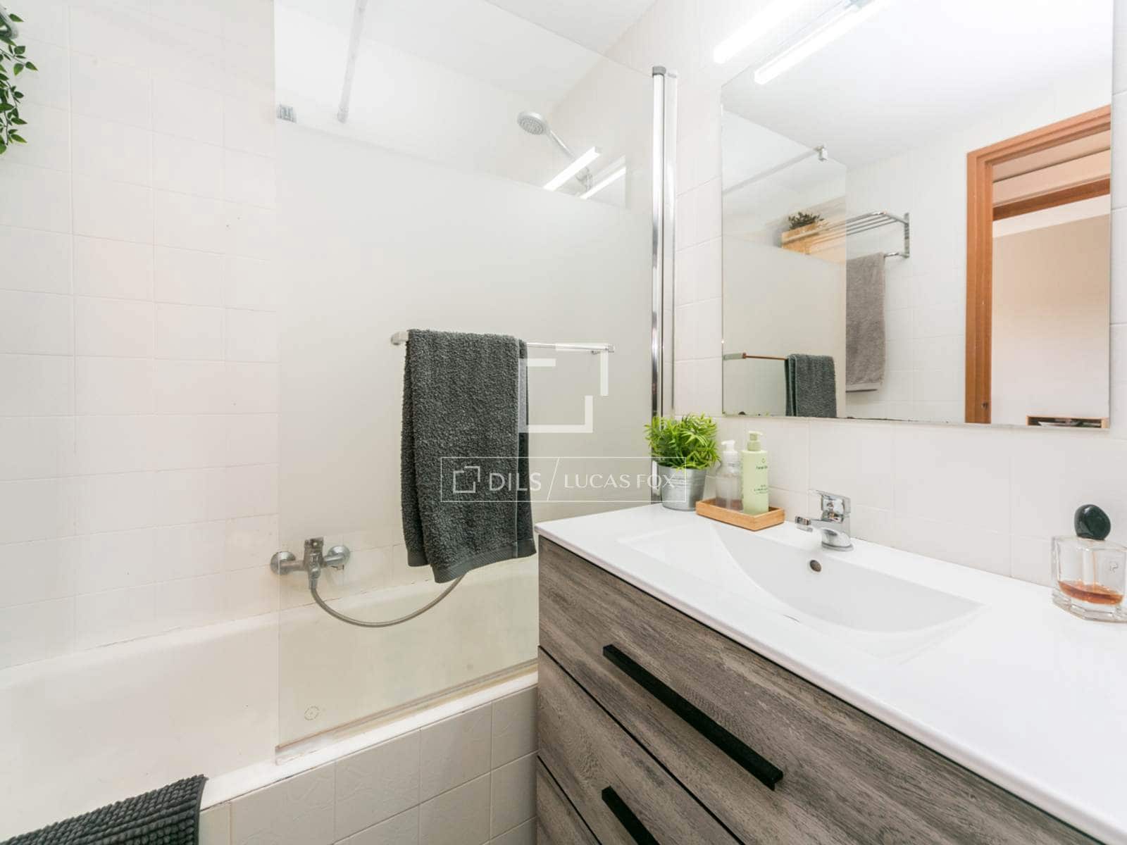 3 chambre Appartement à vendre à Gava avec piscine garage - 565 000 € (Ref: 9500018)