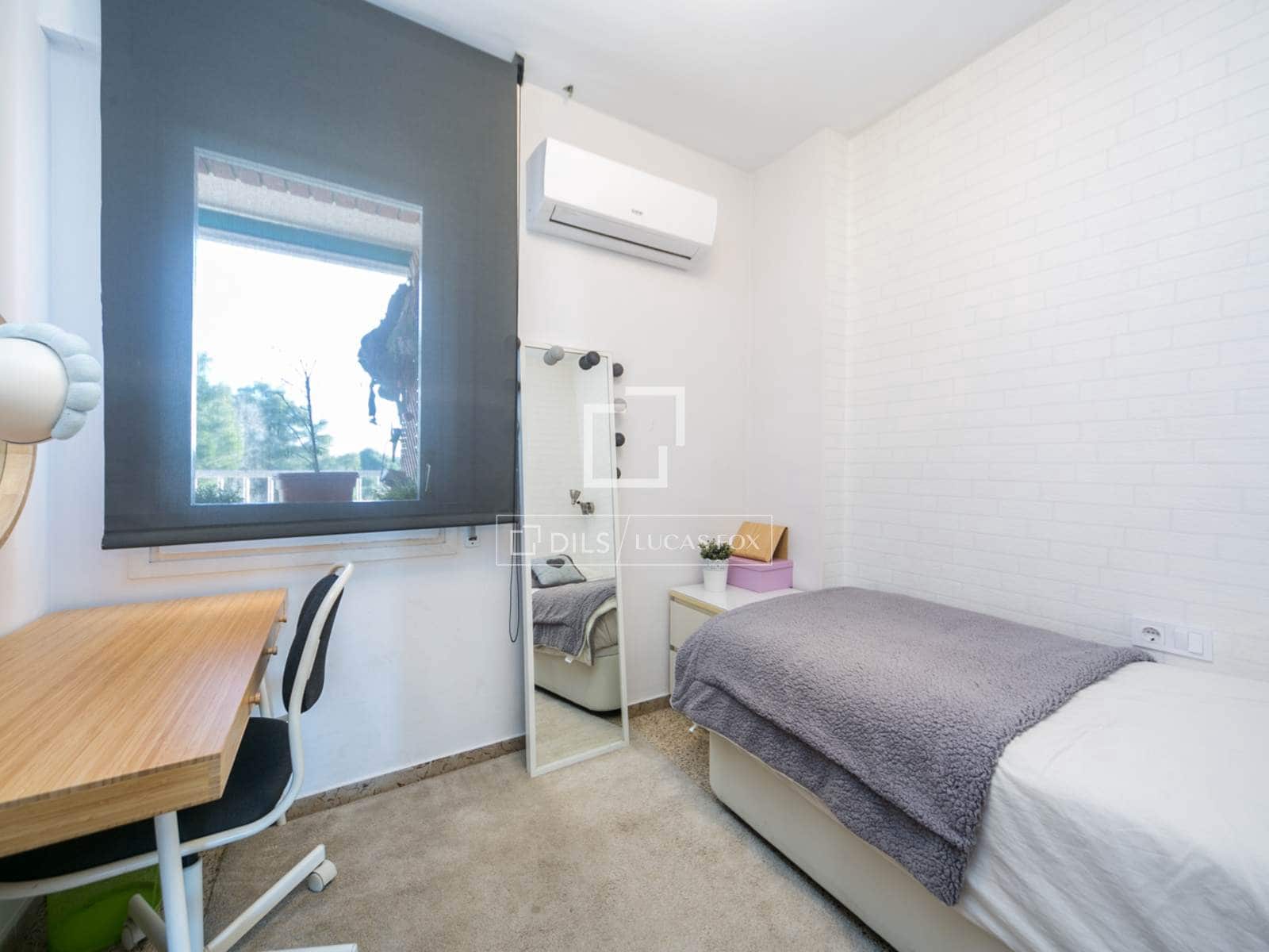 3 chambre Appartement à vendre à Gava avec piscine garage - 565 000 € (Ref: 9500018)