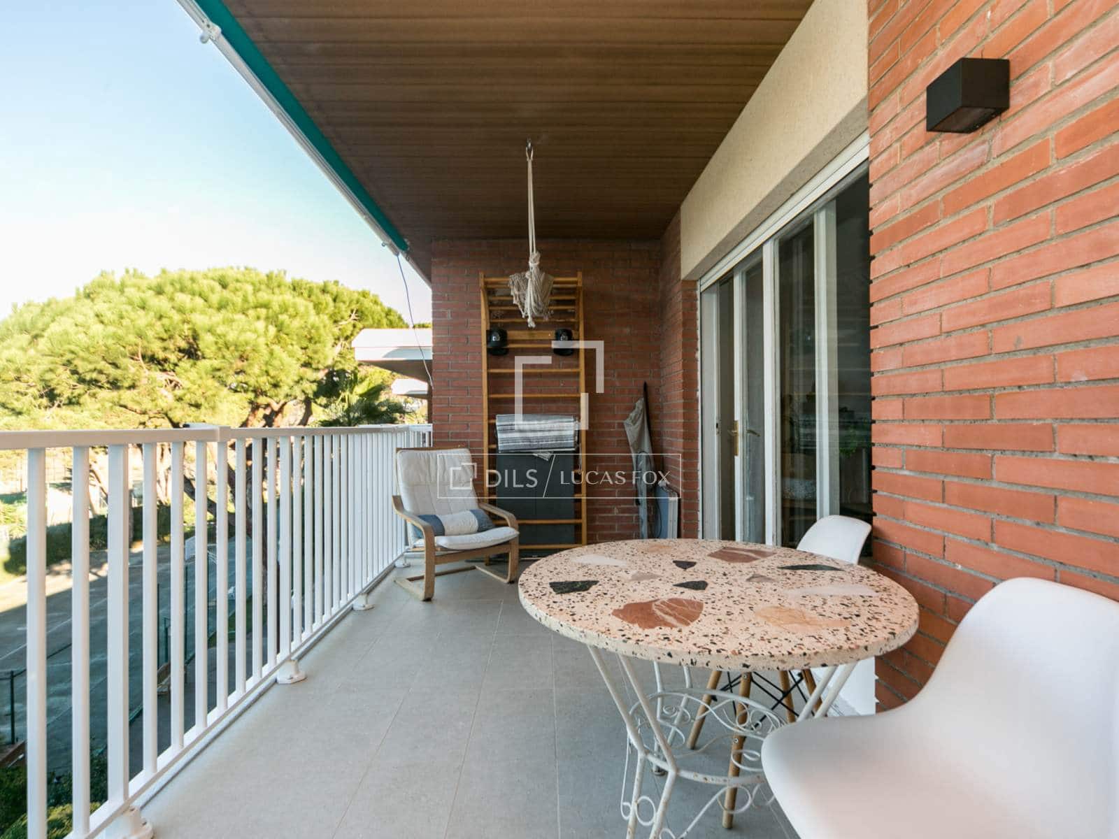 3 chambre Appartement à vendre à Gava avec piscine garage - 565 000 € (Ref: 9500018)