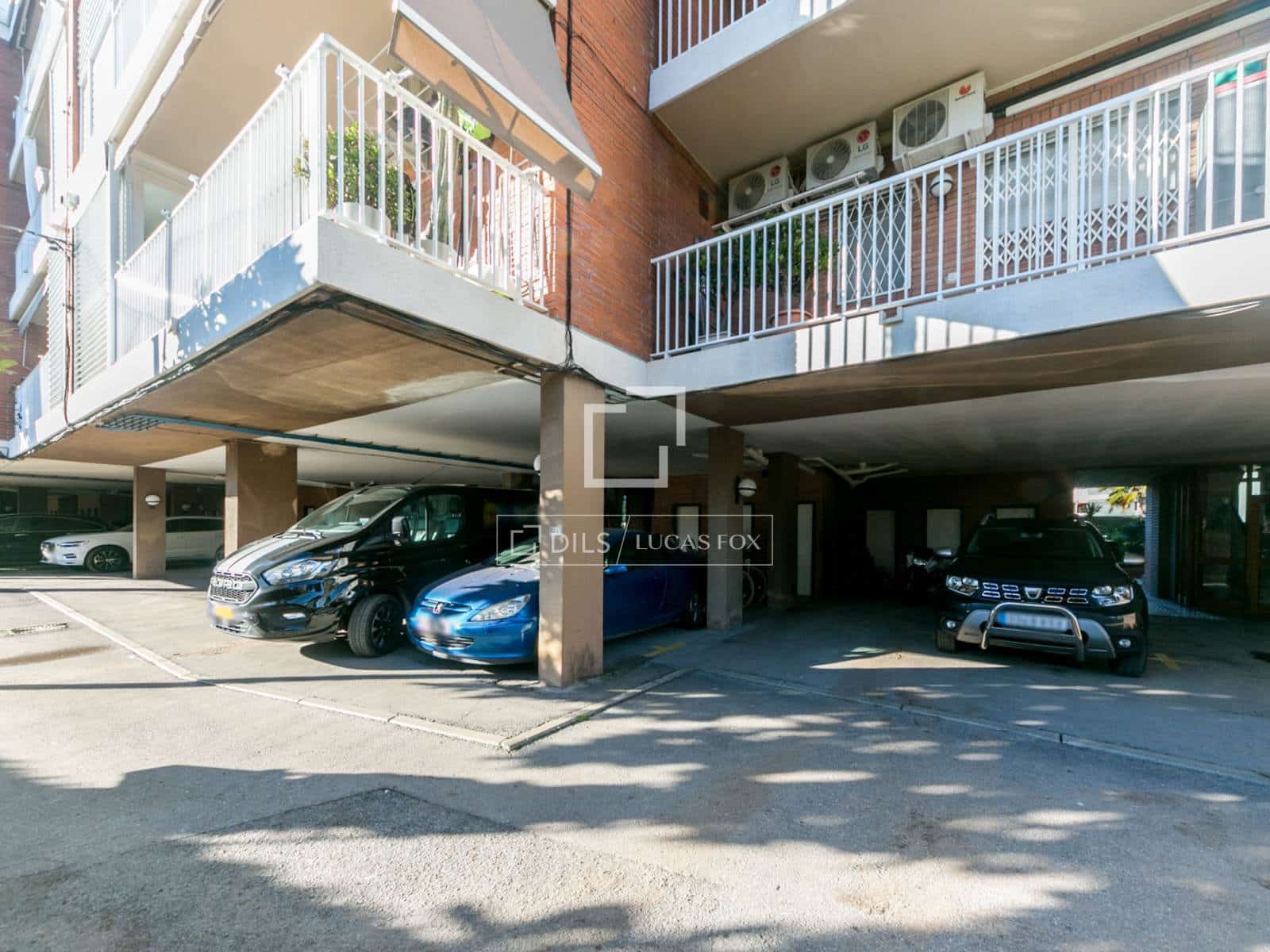 3 chambre Appartement à vendre à Gava avec piscine garage - 565 000 € (Ref: 9500018)