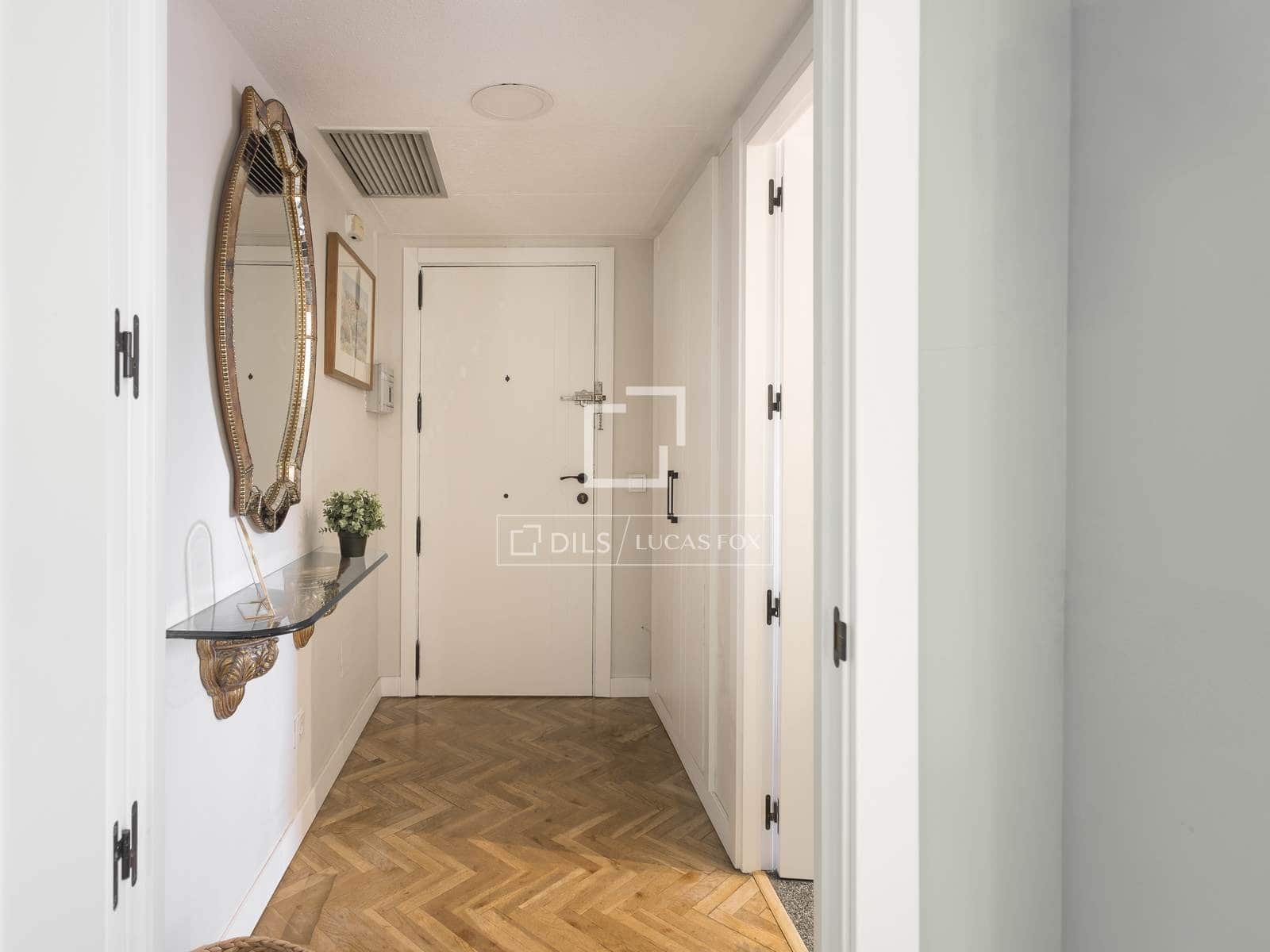 2 soveværelse Penthouse til salg i Madrid by med garage - € 790.000 (Ref: 9500019)