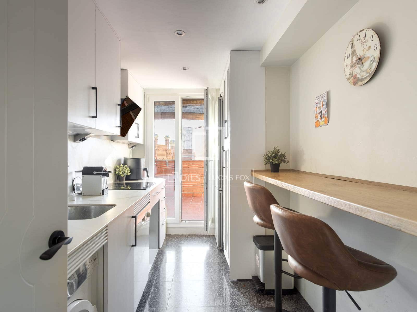 2 soveværelse Penthouse til salg i Madrid by med garage - € 790.000 (Ref: 9500019)