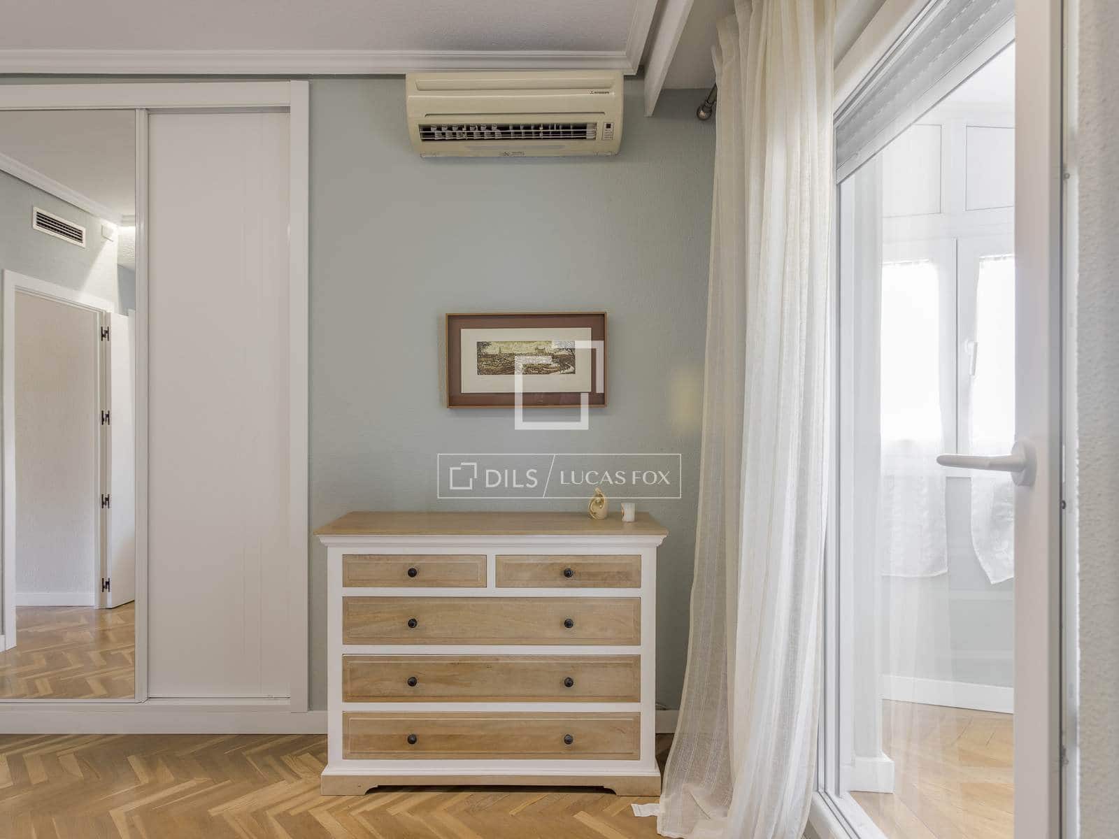 2 soveværelse Penthouse til salg i Madrid by med garage - € 790.000 (Ref: 9500019)