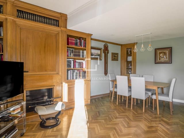 2 soveværelse Penthouse til salg i Gaztambide, Madrid by med garage - € 790.000 (Ref: 9500019)
