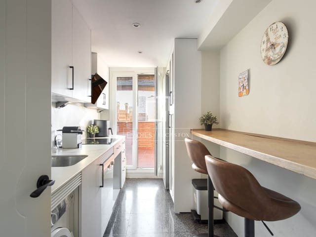 2 soveværelse Penthouse til salg i Gaztambide, Madrid by med garage - € 790.000 (Ref: 9500019)