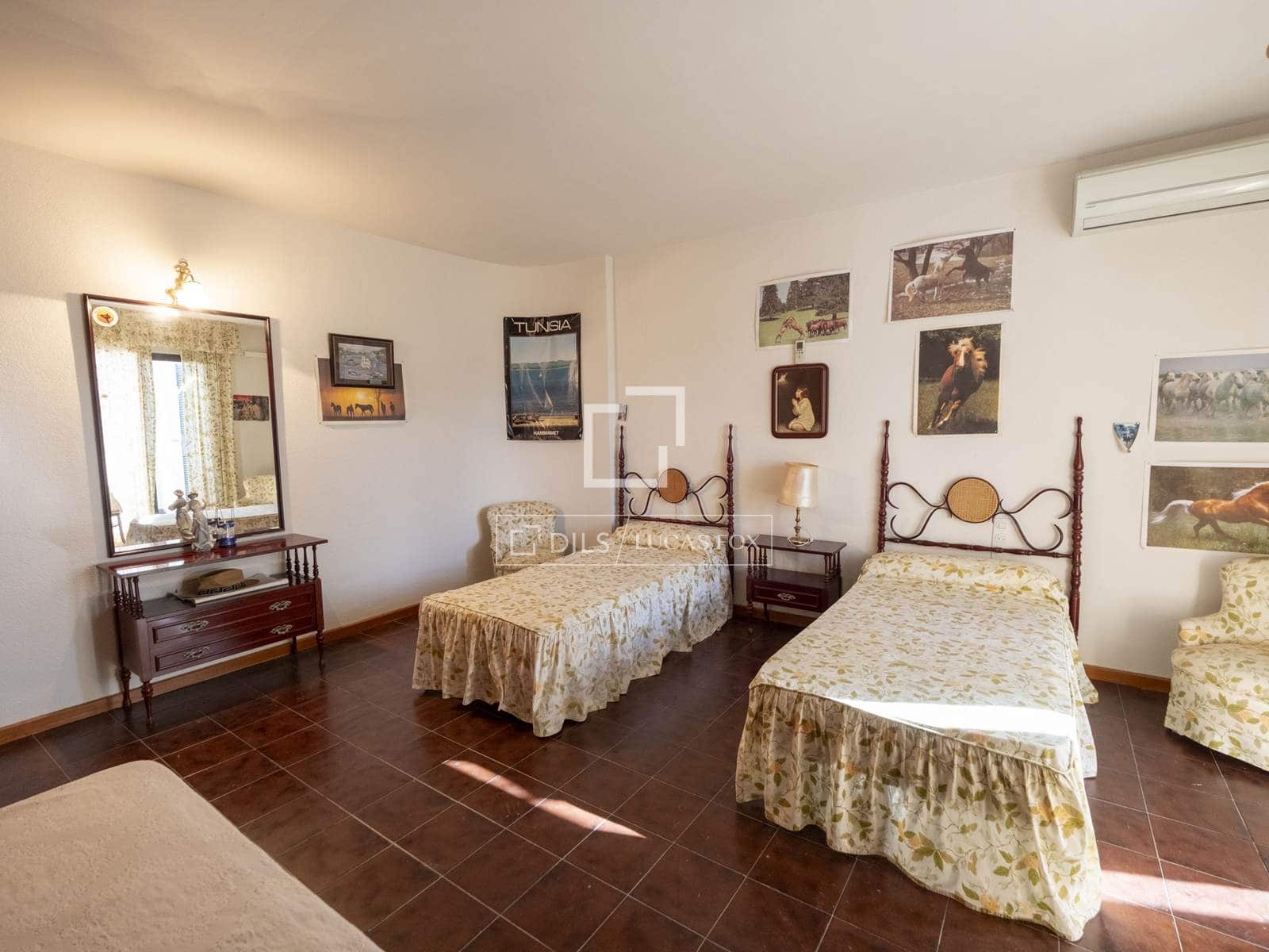 13 bedroom Villa for sale in Andujar with garage - € 1,195,000 (Ref: 9500020)