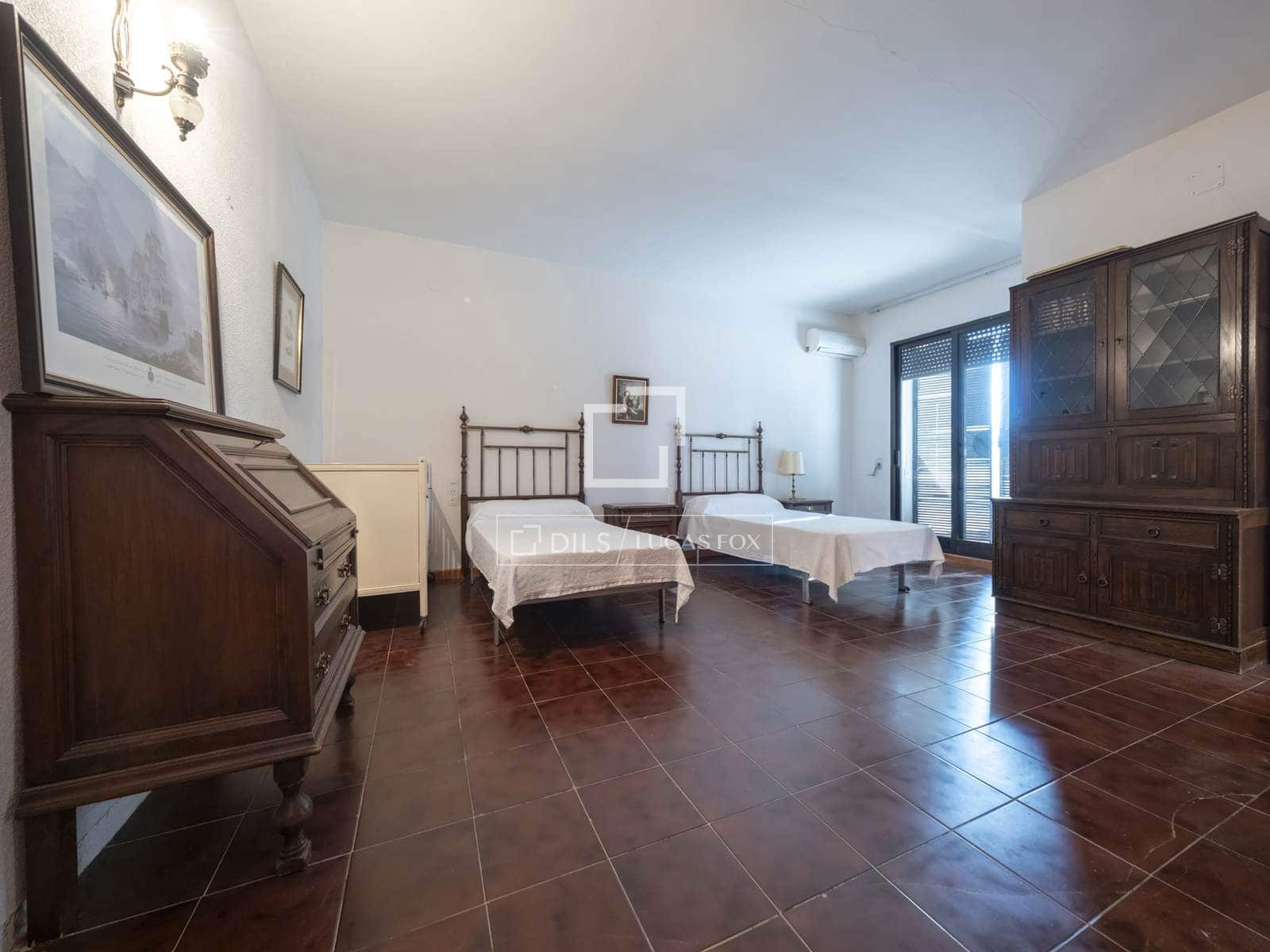 13 bedroom Villa for sale in Andujar with garage - € 1,195,000 (Ref: 9500020)