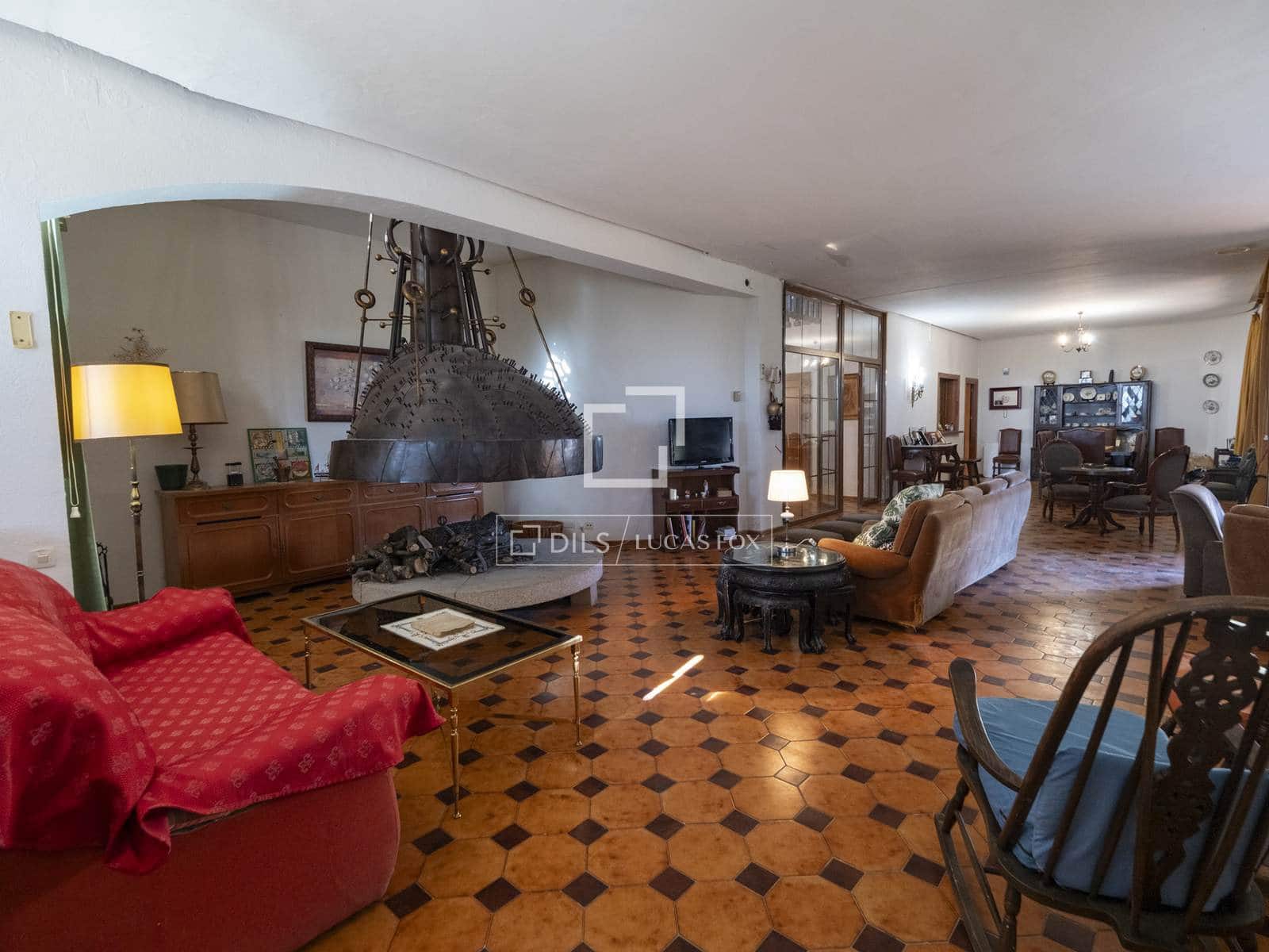 13 bedroom Villa for sale in Andujar with garage - € 1,195,000 (Ref: 9500020)