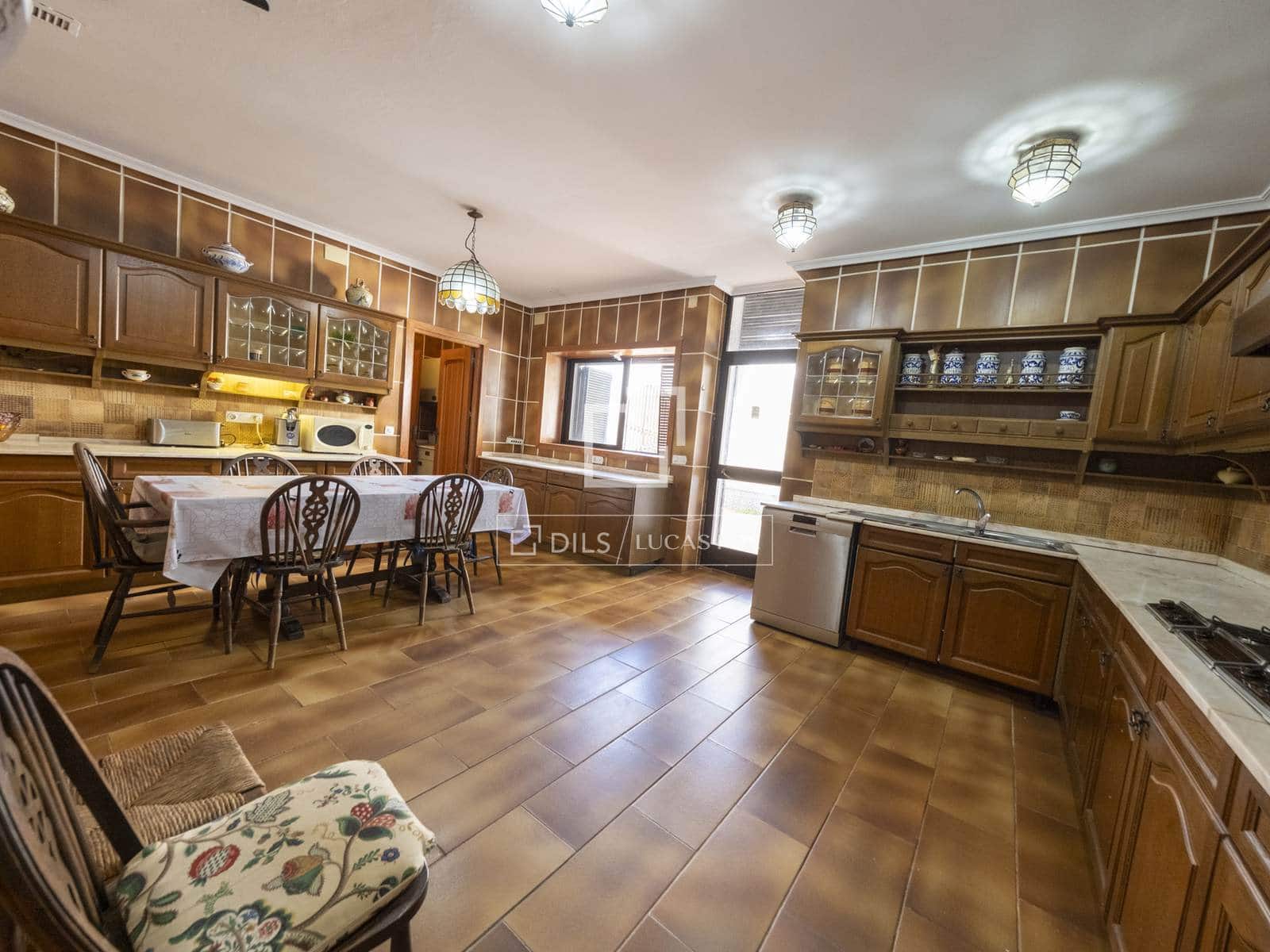 13 bedroom Villa for sale in Andujar with garage - € 1,195,000 (Ref: 9500020)