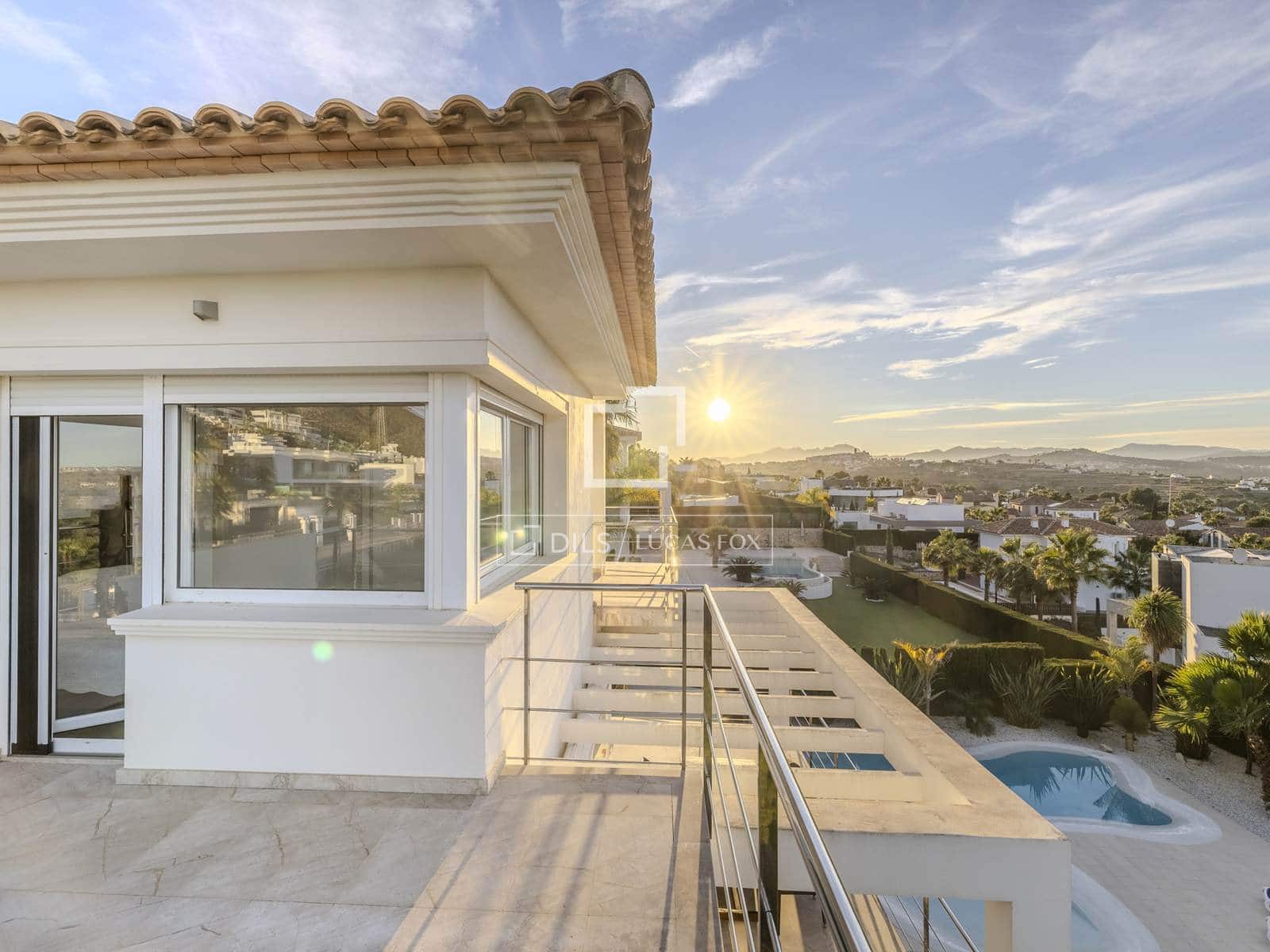 5 slaapkamer Villa te koop in Javea / Xabia met zwembad garage - € 1.675.000 (Ref: 9500339)