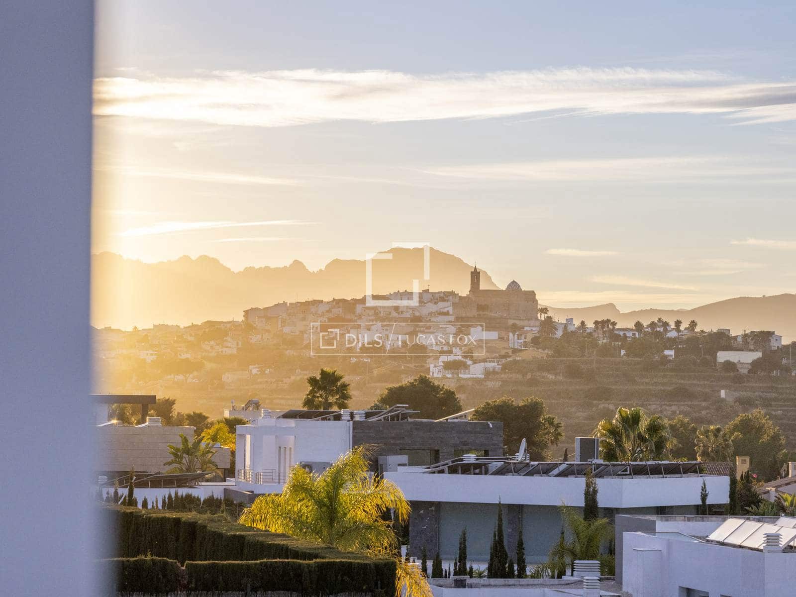 5 slaapkamer Villa te koop in Javea / Xabia met zwembad garage - € 1.675.000 (Ref: 9500339)